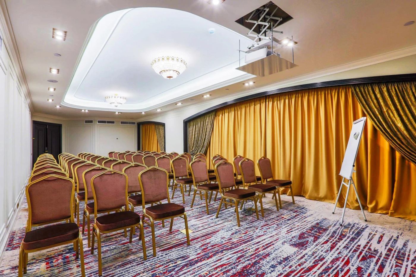 Golden Palace Hotel Yerevan - photo 3