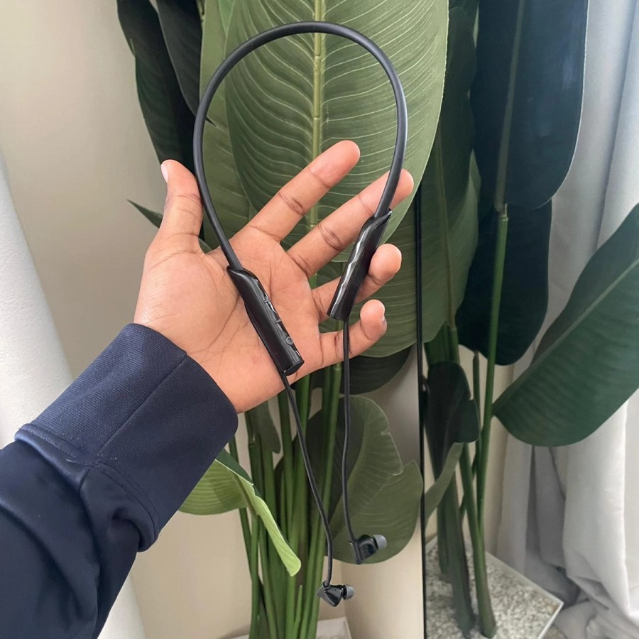 Oraimo Necklace Lite Wireless Neckband Headphones V5.3 – 30Hr Playtime, Call Vibration Alerts, Dual Device Connection, Noise Cancelling Calls — image 1