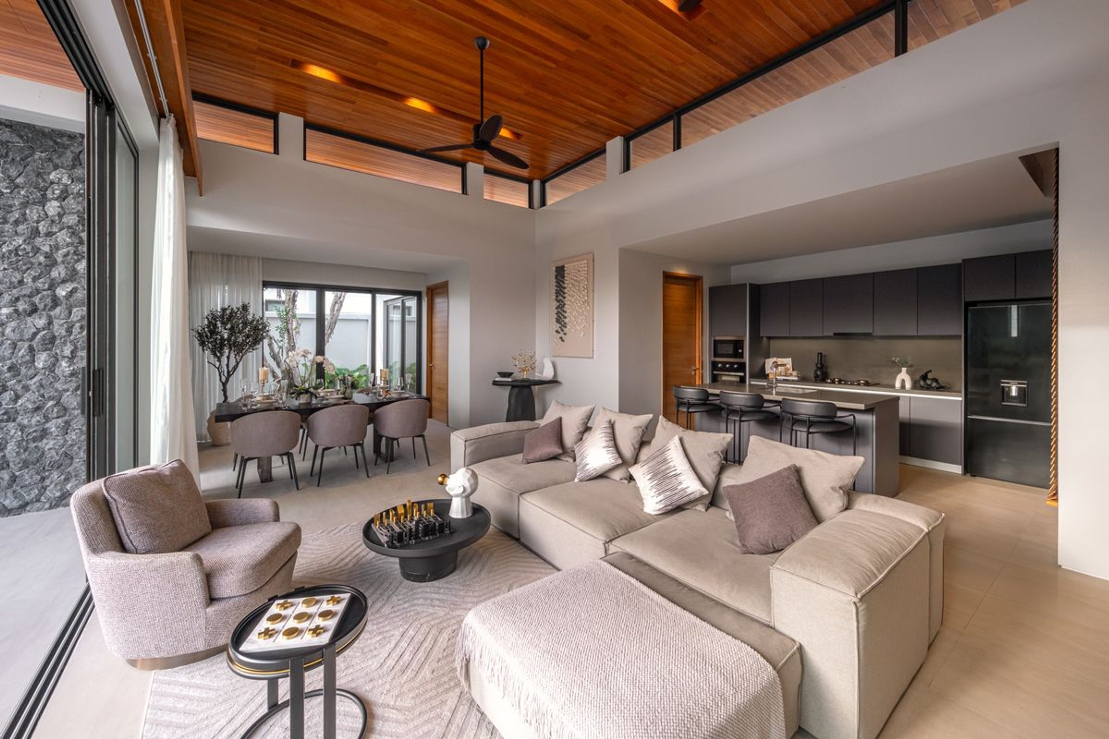 Premium Tropical Living in Hua Hin thumbnail 7