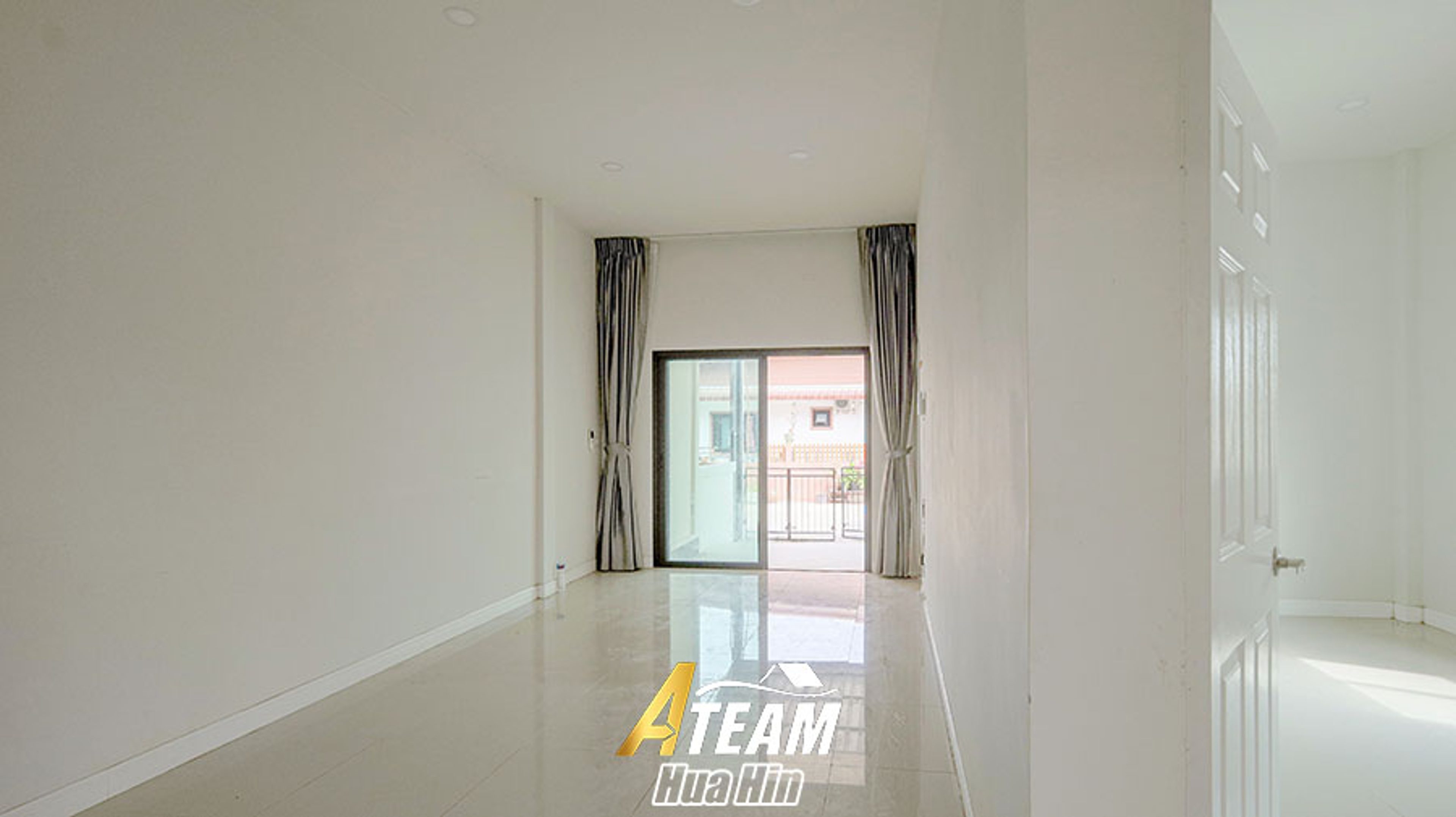 TownHouse 2 Bed 1 Bath in soi 94 - 1.89 THB thumbnail 4