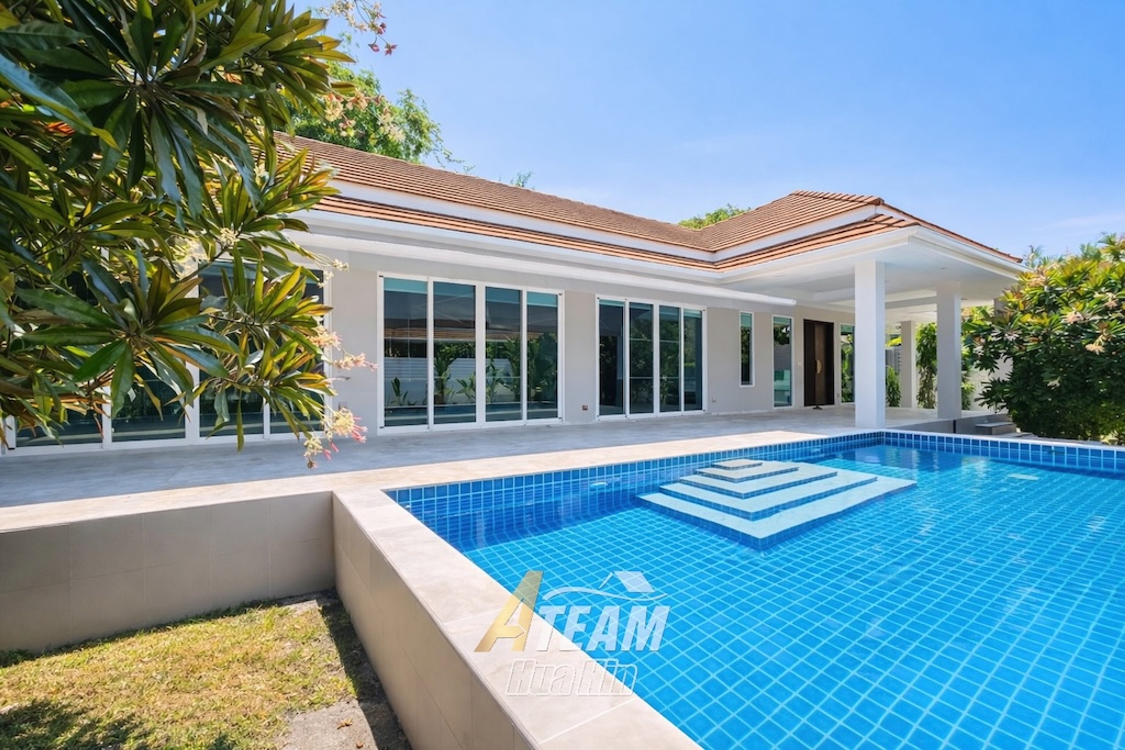 3 bedrooms pool villa in Red Mountain Boutique