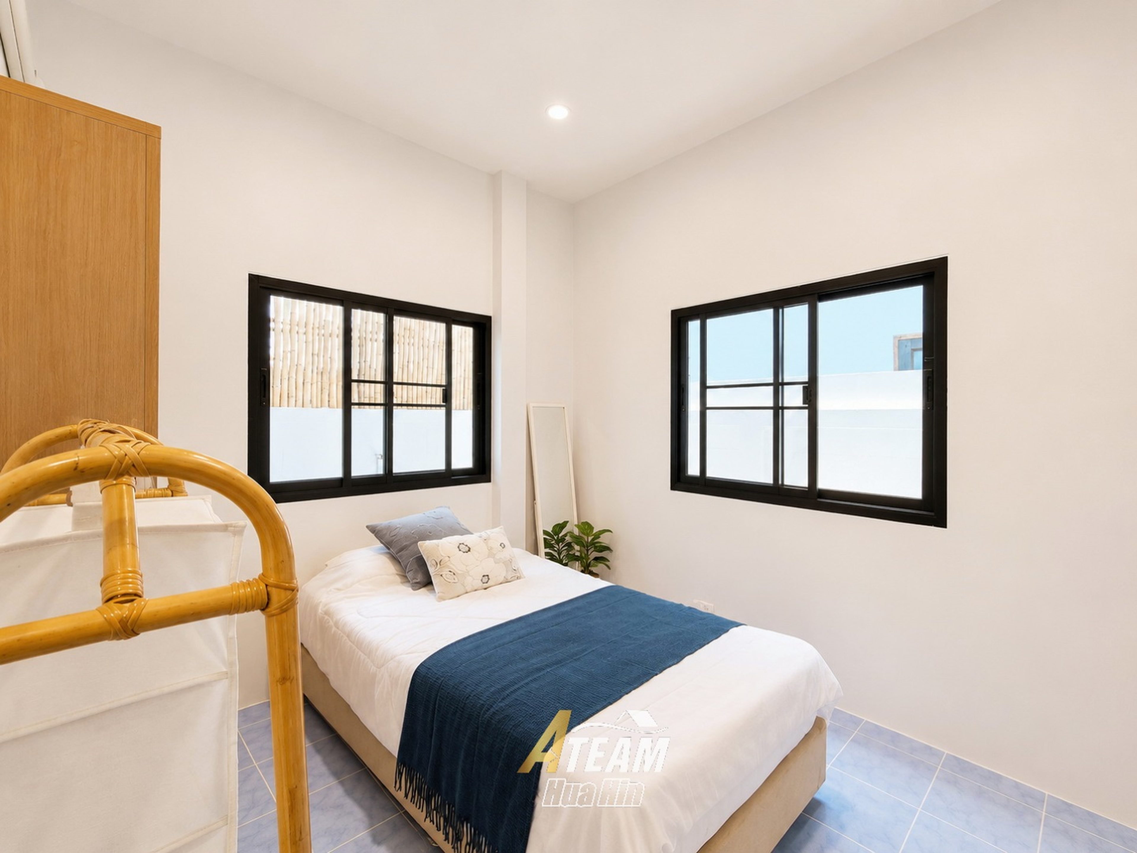 Beautifully Renovated 3-Bedroom Home with Private Plunge Pool thumbnail 16