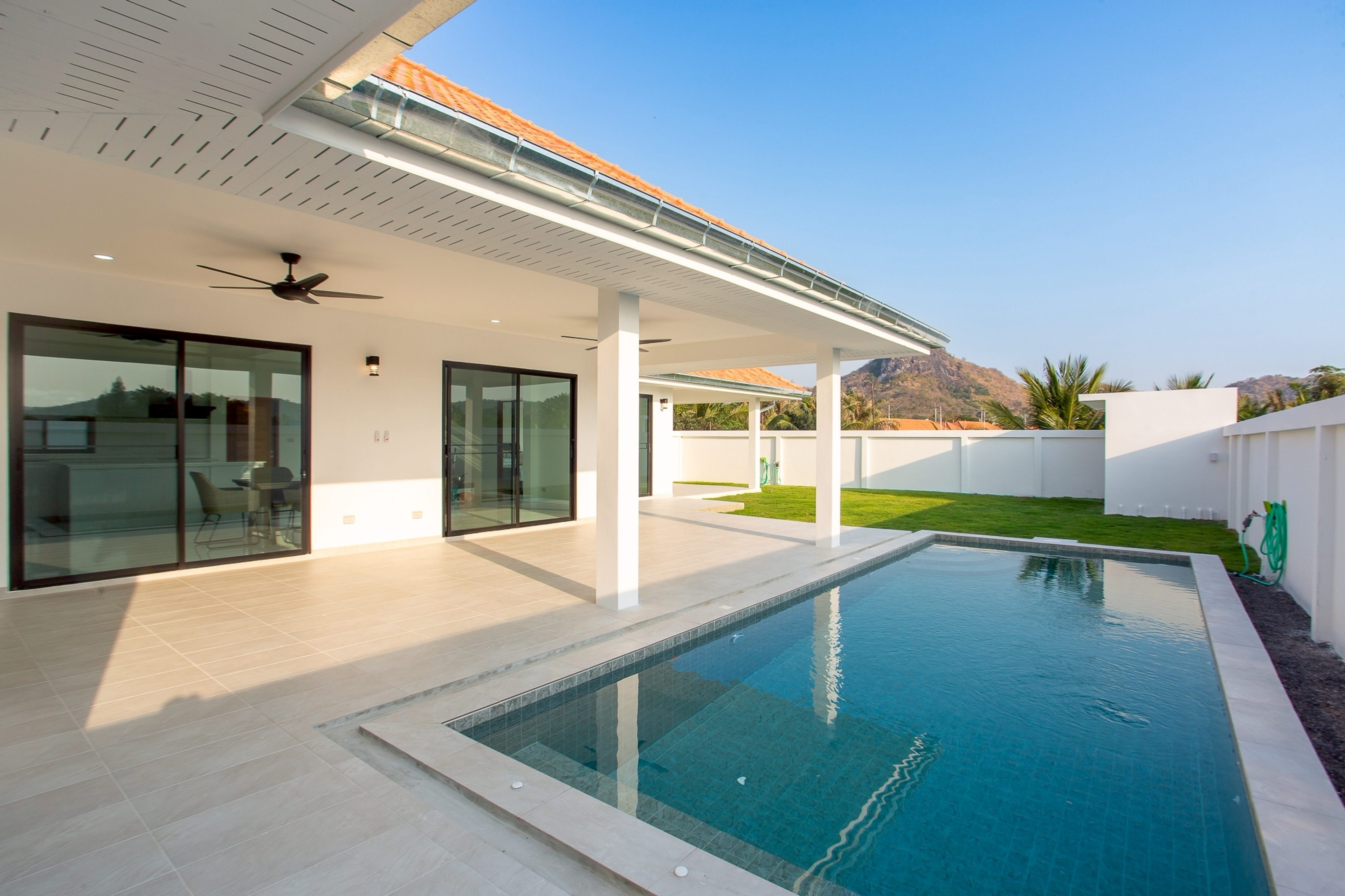 Khao Tao Pool Villa – Affordable 3-Bedroom Home with Mountain Views thumbnail 2