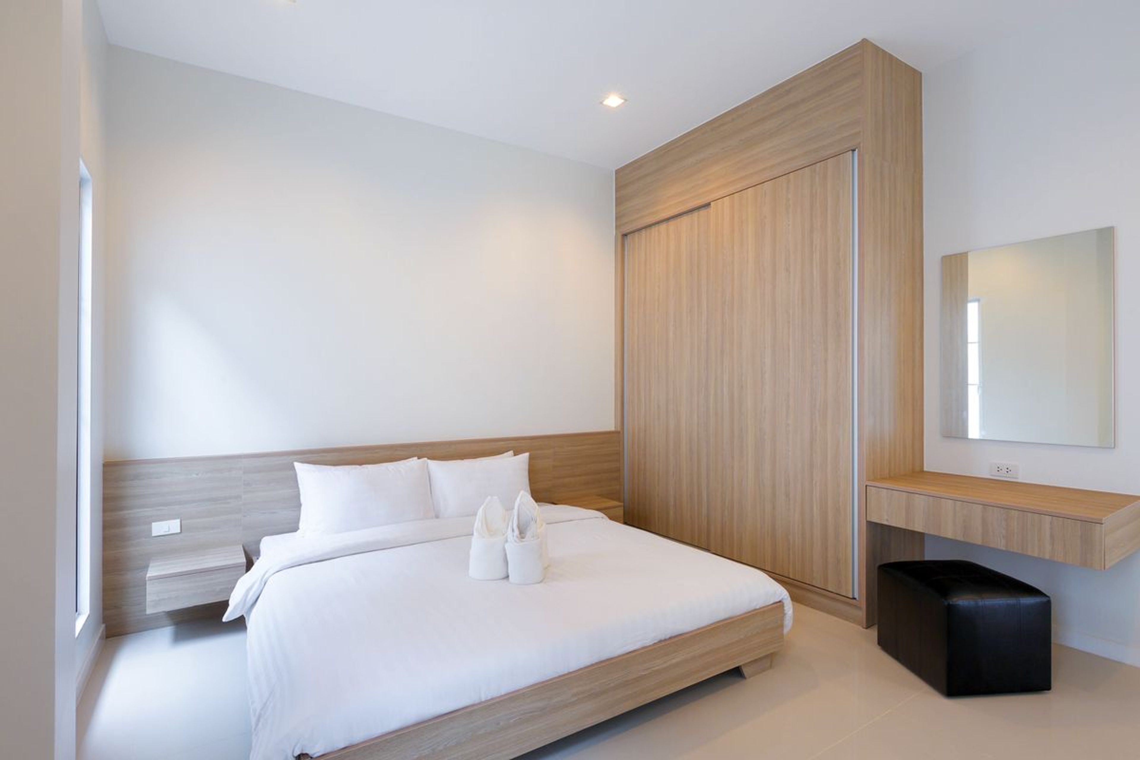 Beautiful 4 Bed 5 Bathroom Pool Villa at Sivana Gardens thumbnail 10
