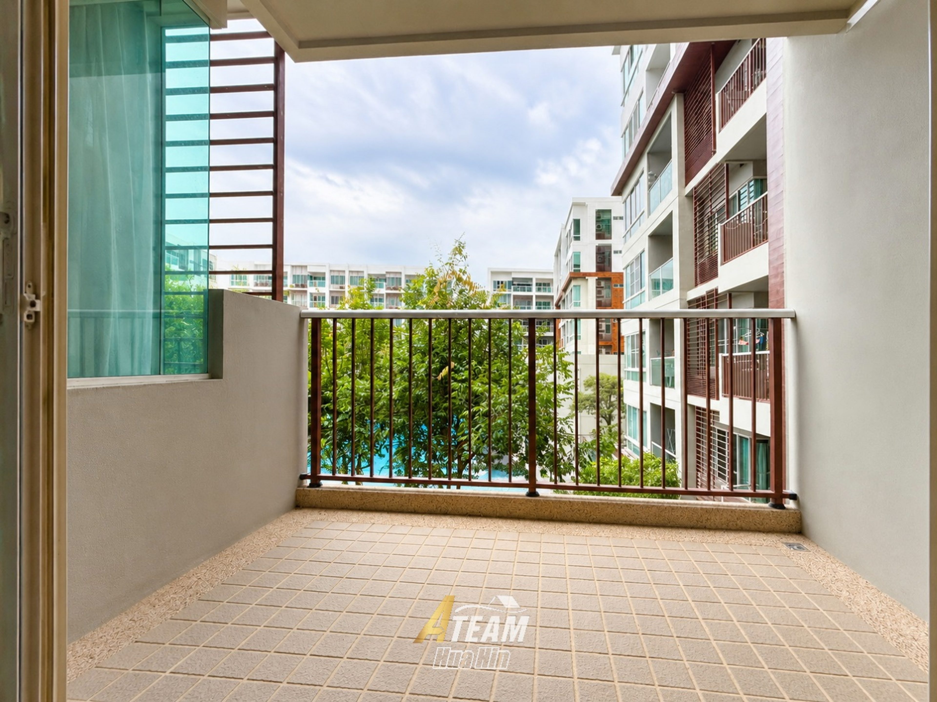 Beautiful swimming pool view condo for Sale - Seacraze Huahin thumbnail 14