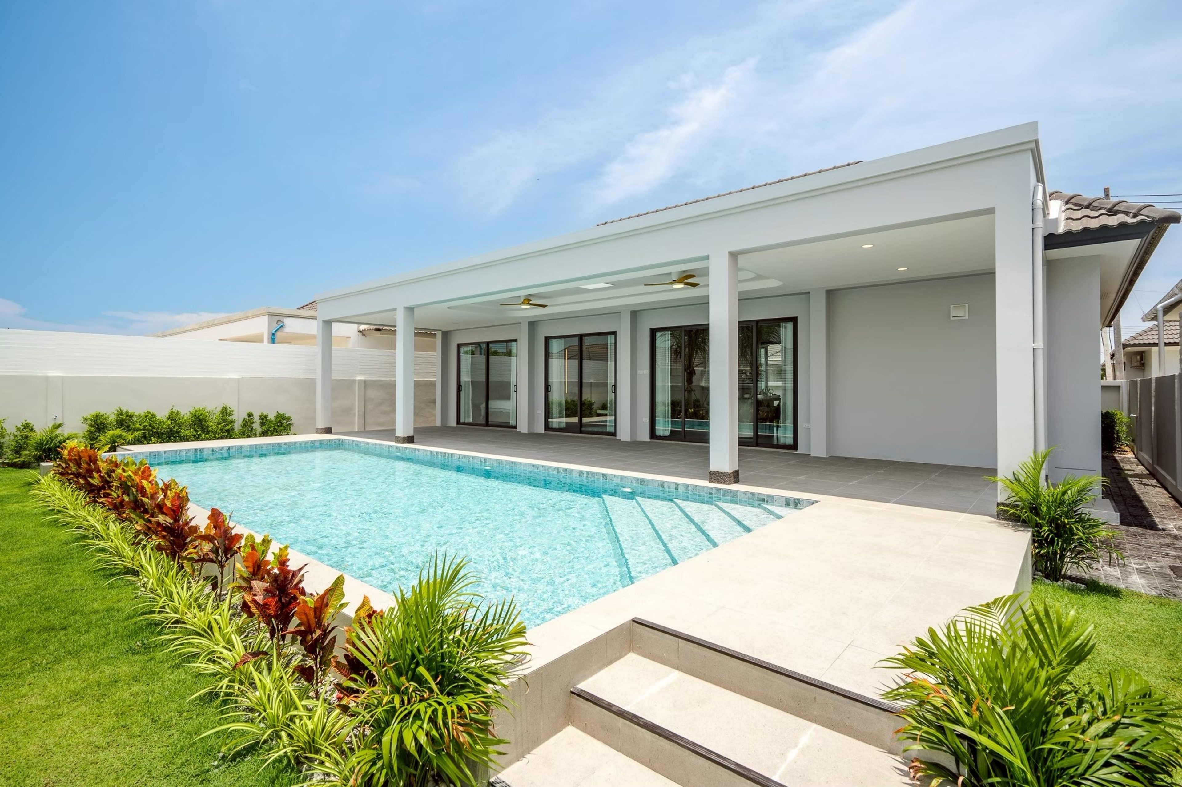Spacious 3-Bedroom Family Home for Rent at FullRich Asset – Large 480 Sq.m. Plot thumbnail 2