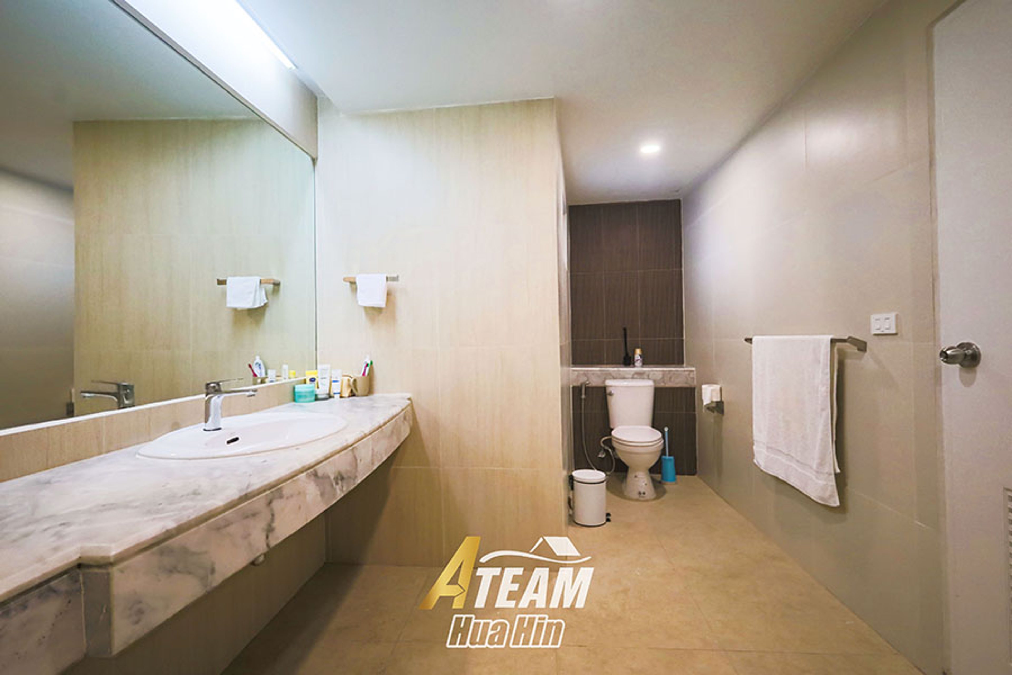 Spacious 2-Bedroom Beachfront Condo for Rent at Baan Chai Talay thumbnail 19