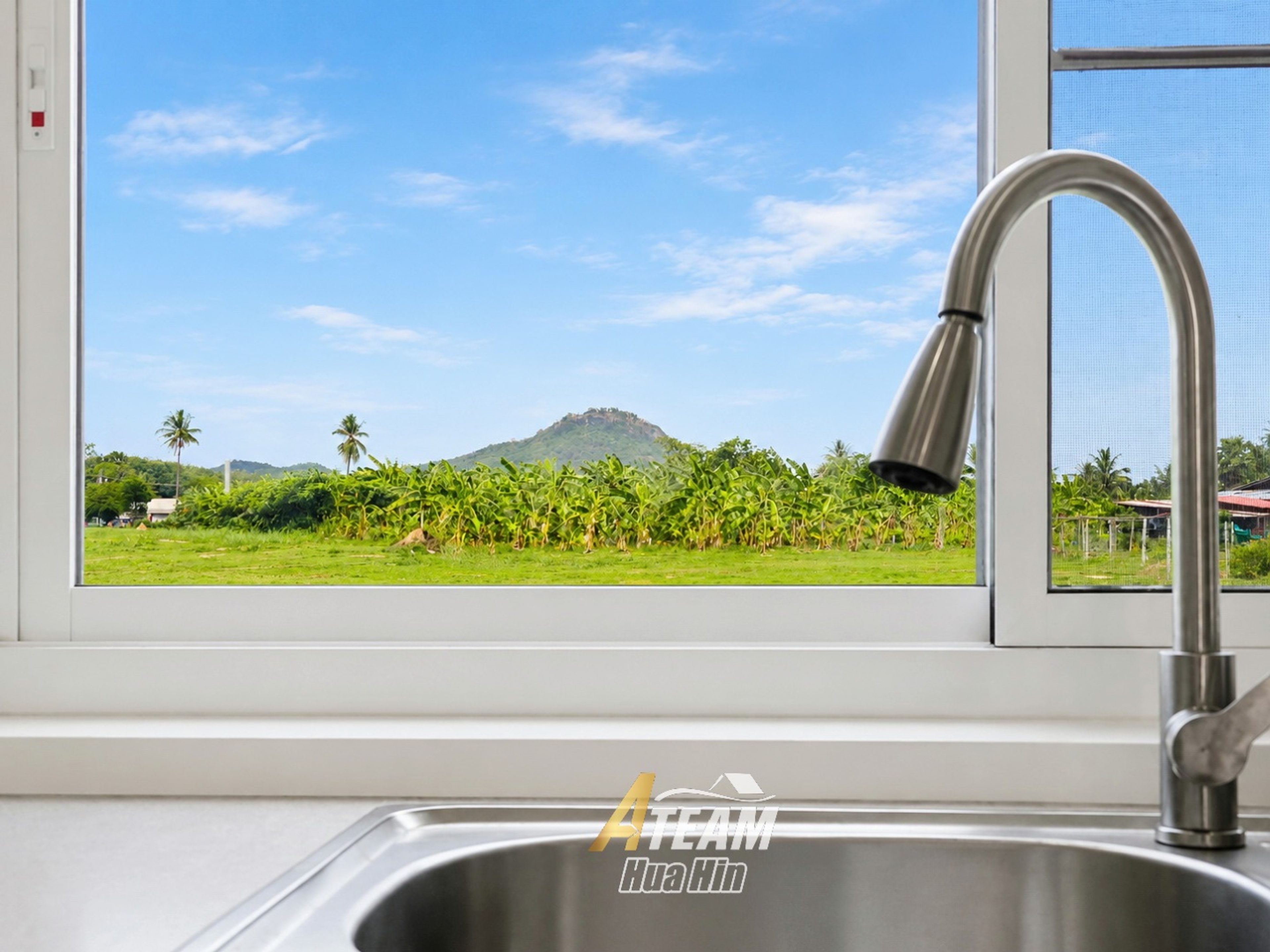 Standalone 4 bed Lakefront House in Wang Pong  thumbnail 11