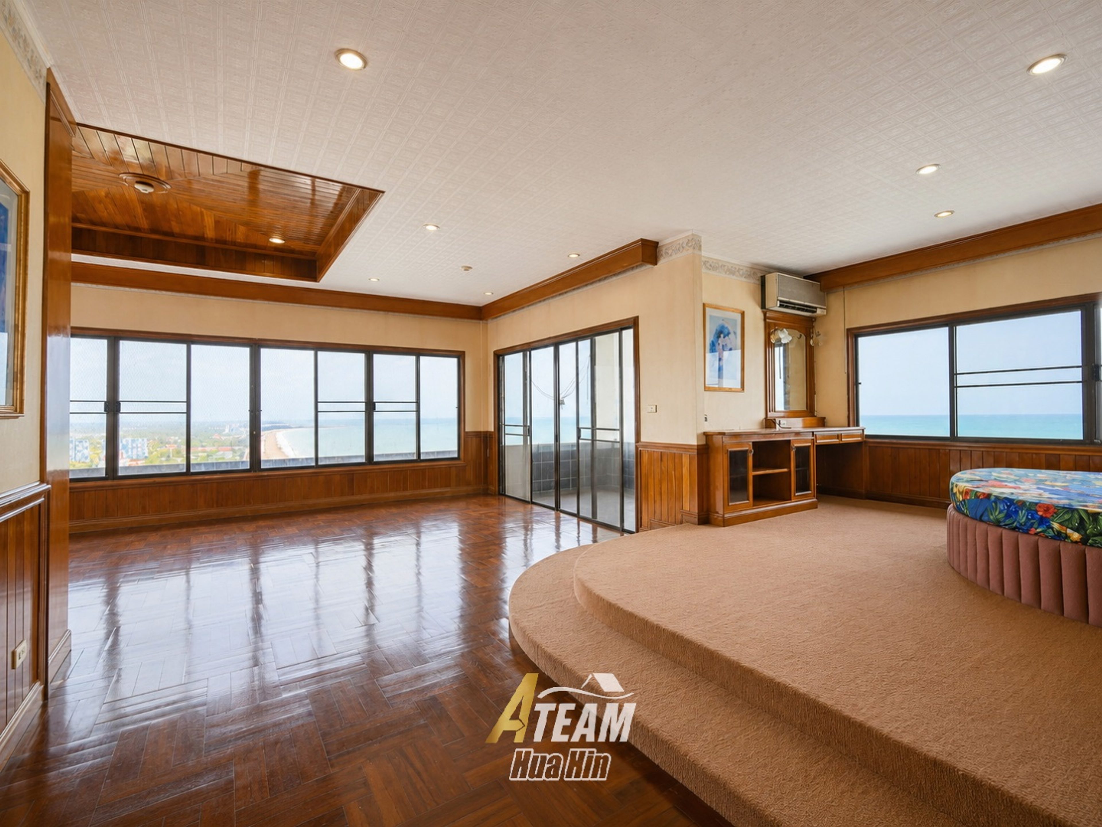 Penthouse 4-Bedroom for Sale at Cha-Am Grand Condotel thumbnail 21