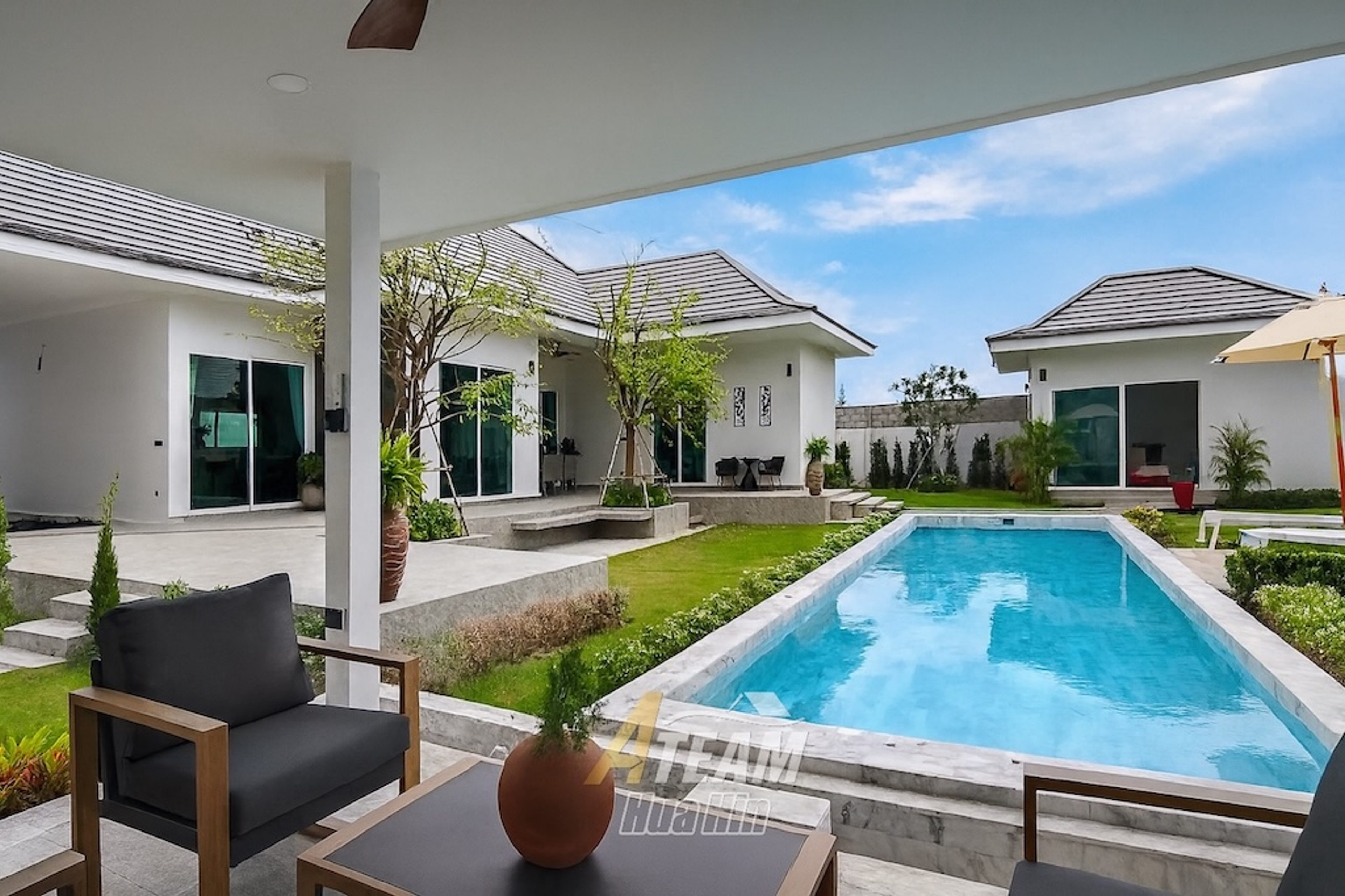 4 Bed 4 Bath Luxury Living at The Pyne – Hua Hin thumbnail 12