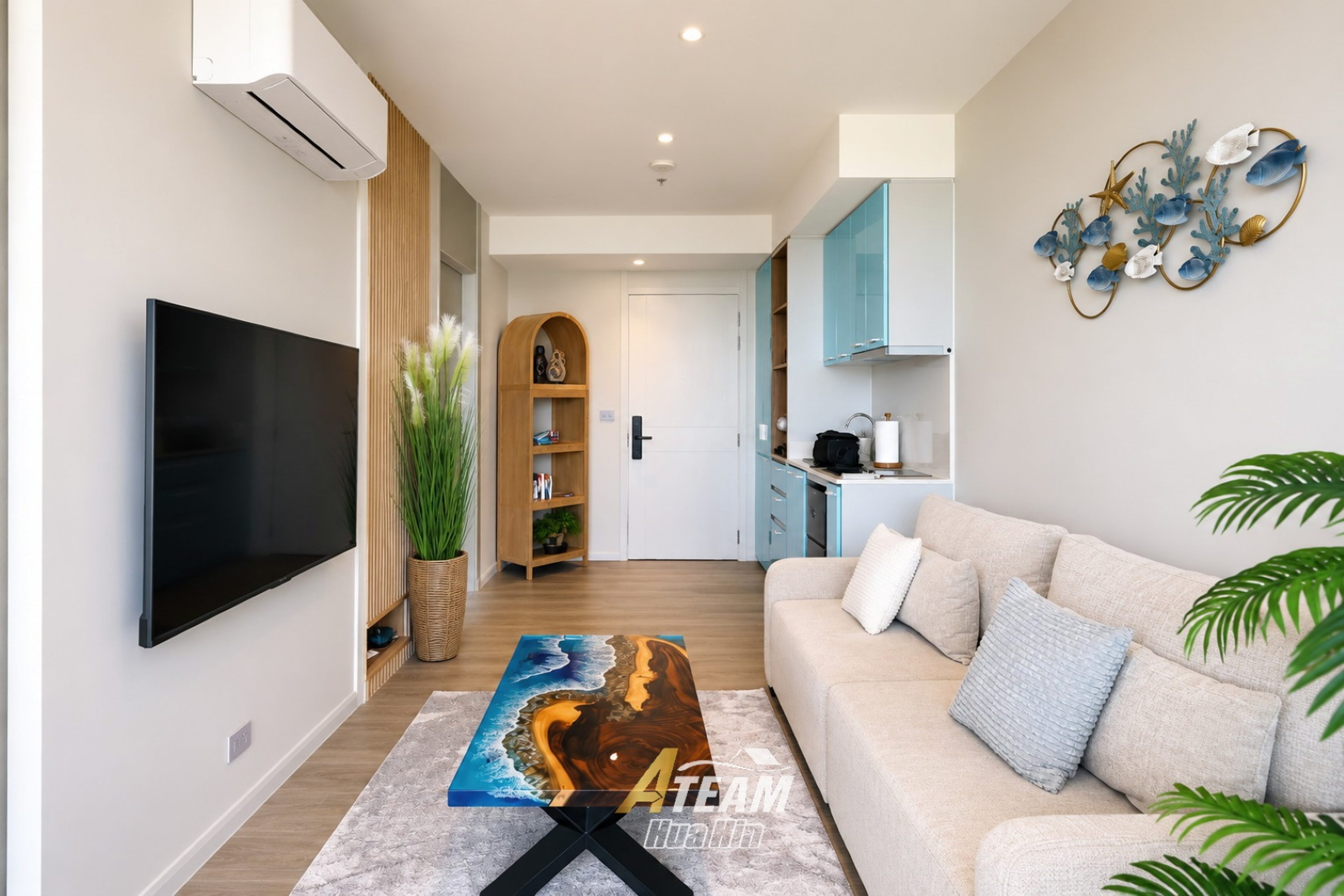 1 Bedroom Plus Corner Unit with Sea View thumbnail 6