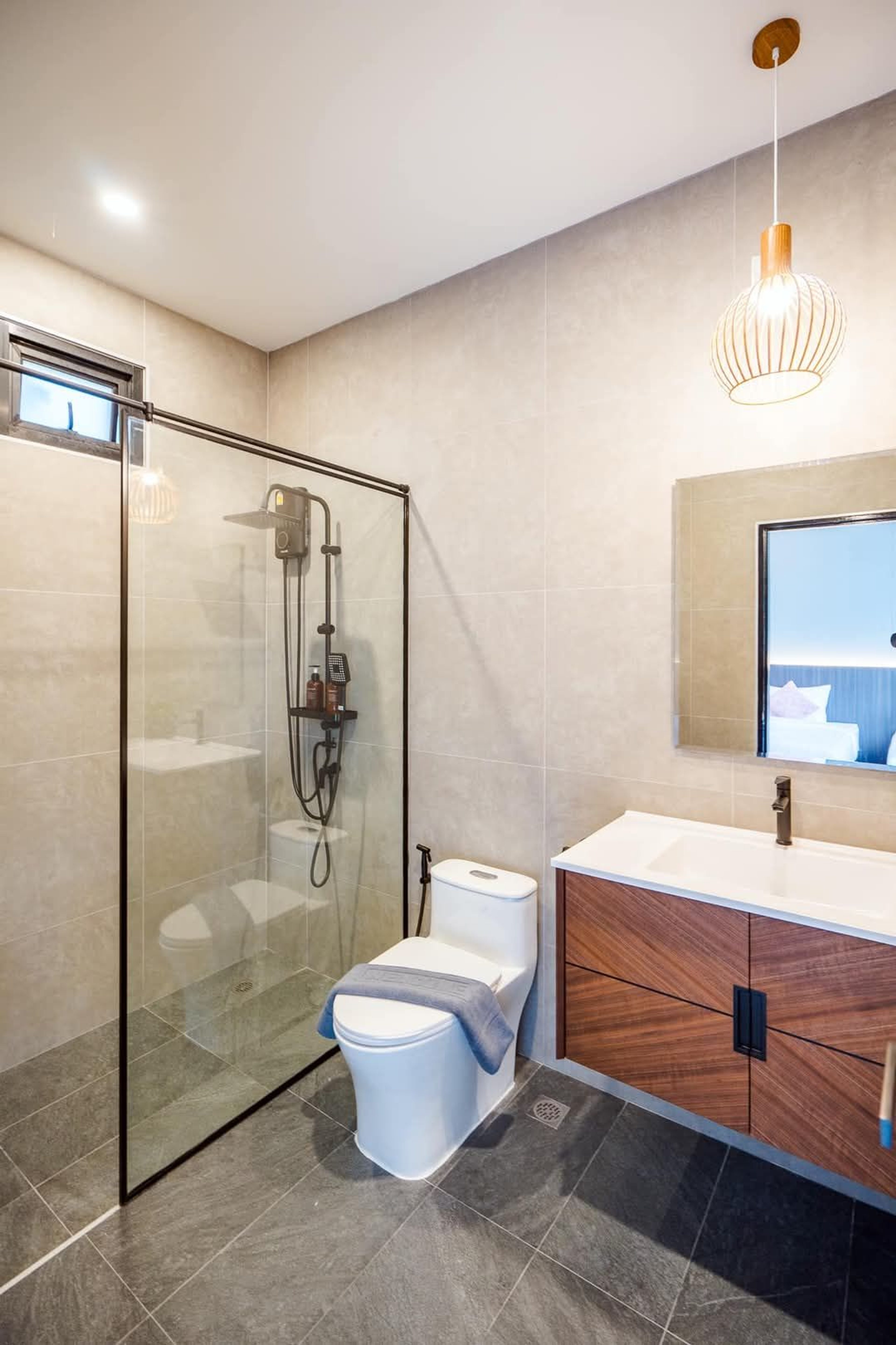 Modern Luxury  5-Bedroom Home – Hua Hin thumbnail 18
