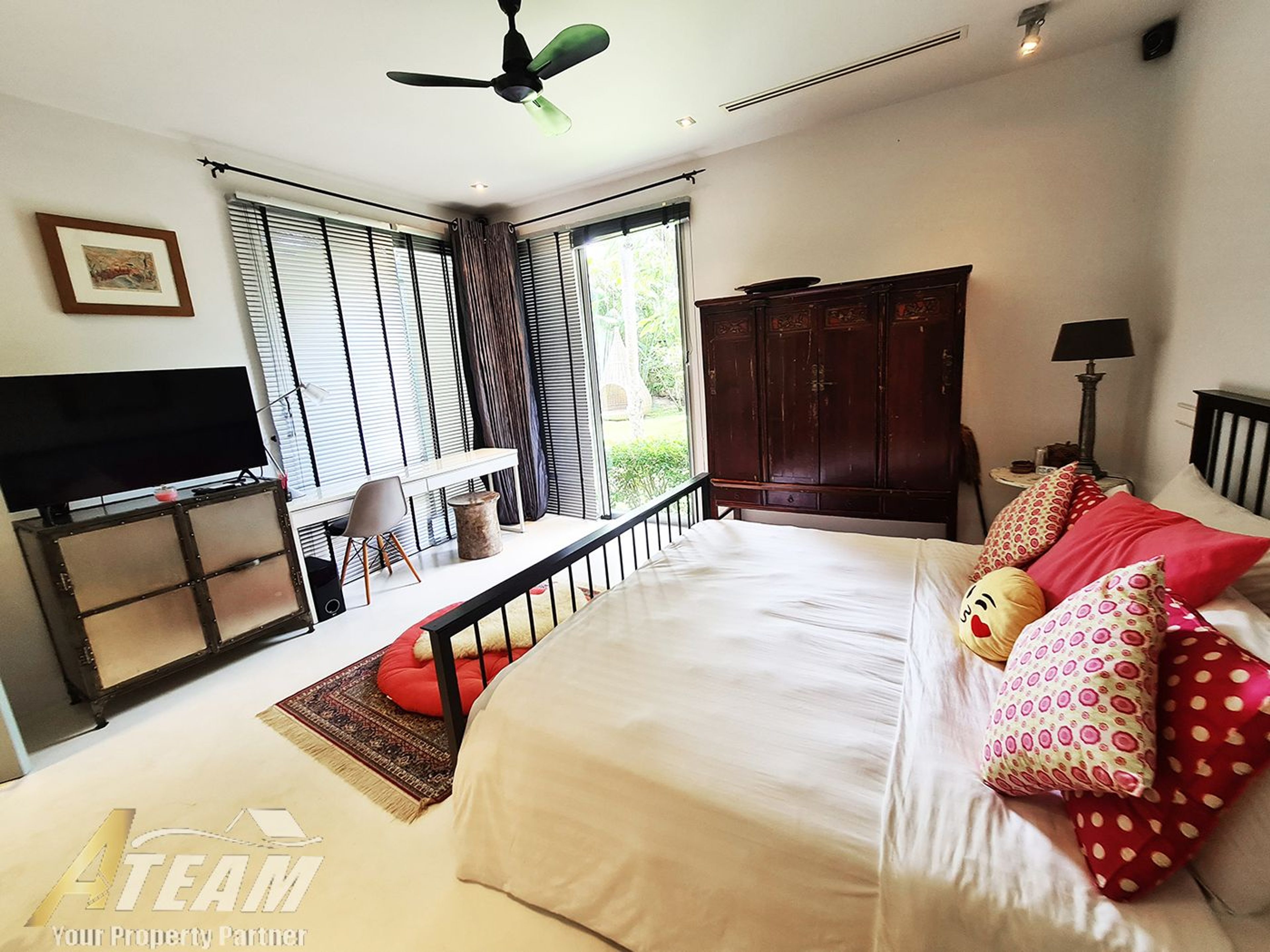 8 bedrooms most exclusive Luxury property in Hua Hin thumbnail 9
