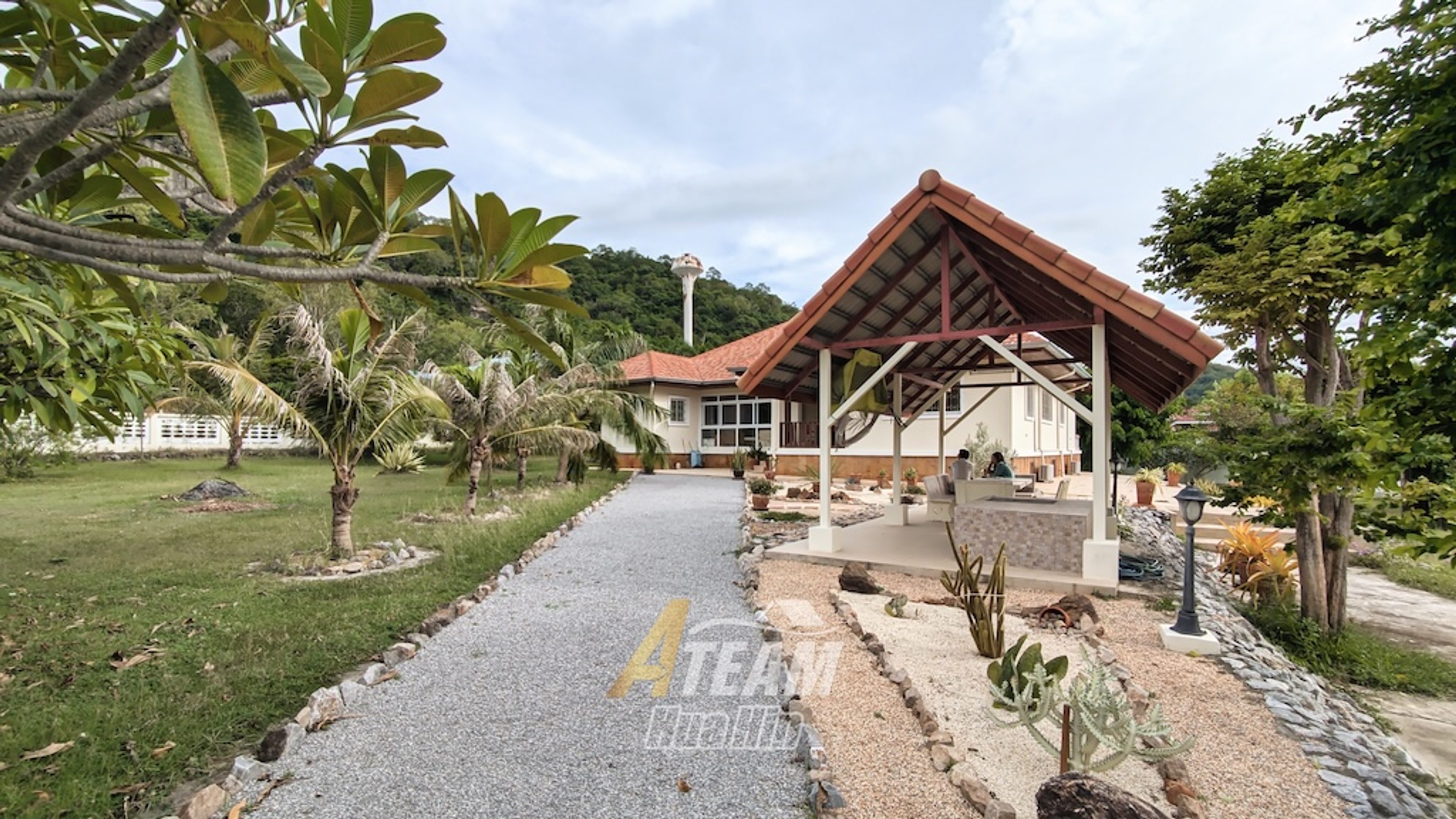 3-Bedroom Home on Large 2 Rai in Khao Tao thumbnail 6