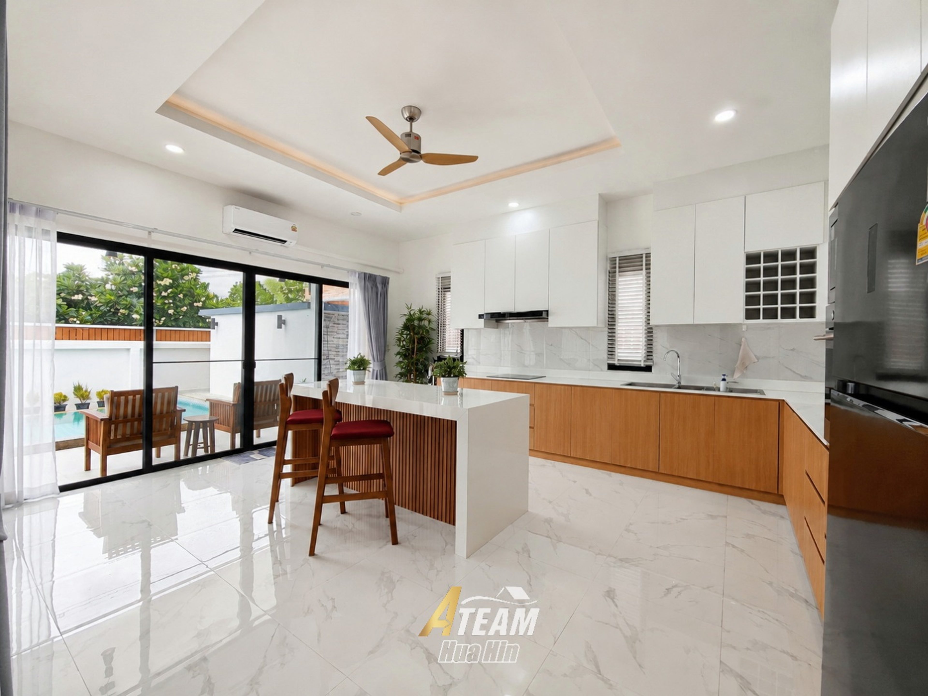 3-Bedroom Pool Villa in Prime Hua Hin Location thumbnail 12