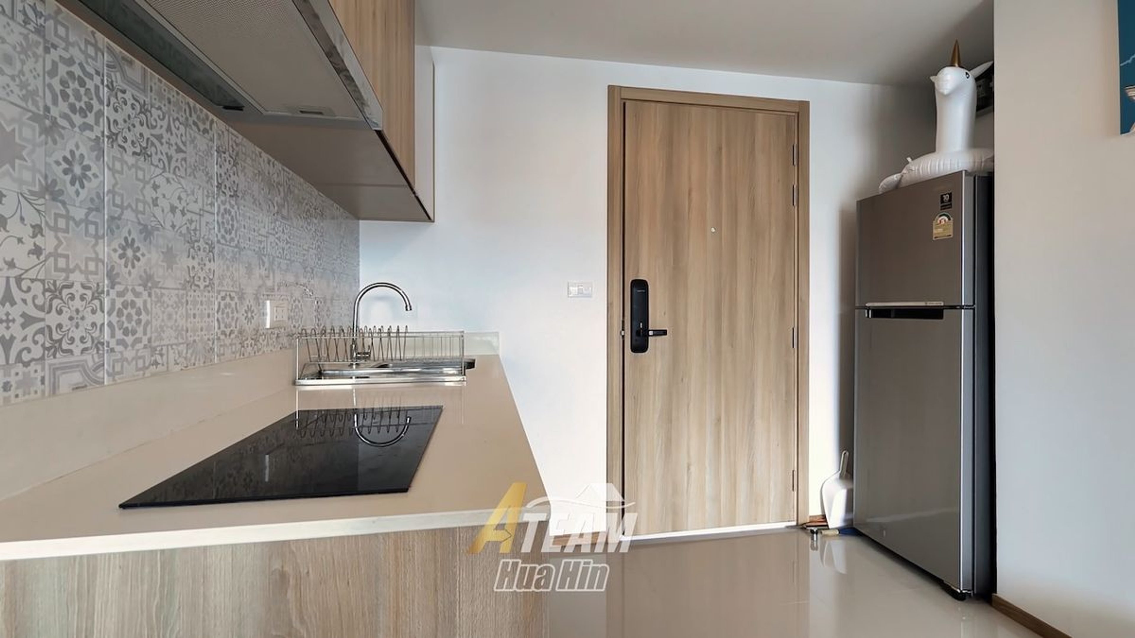 La Habana – Top Floor seaview 1 Bed for rent thumbnail 8