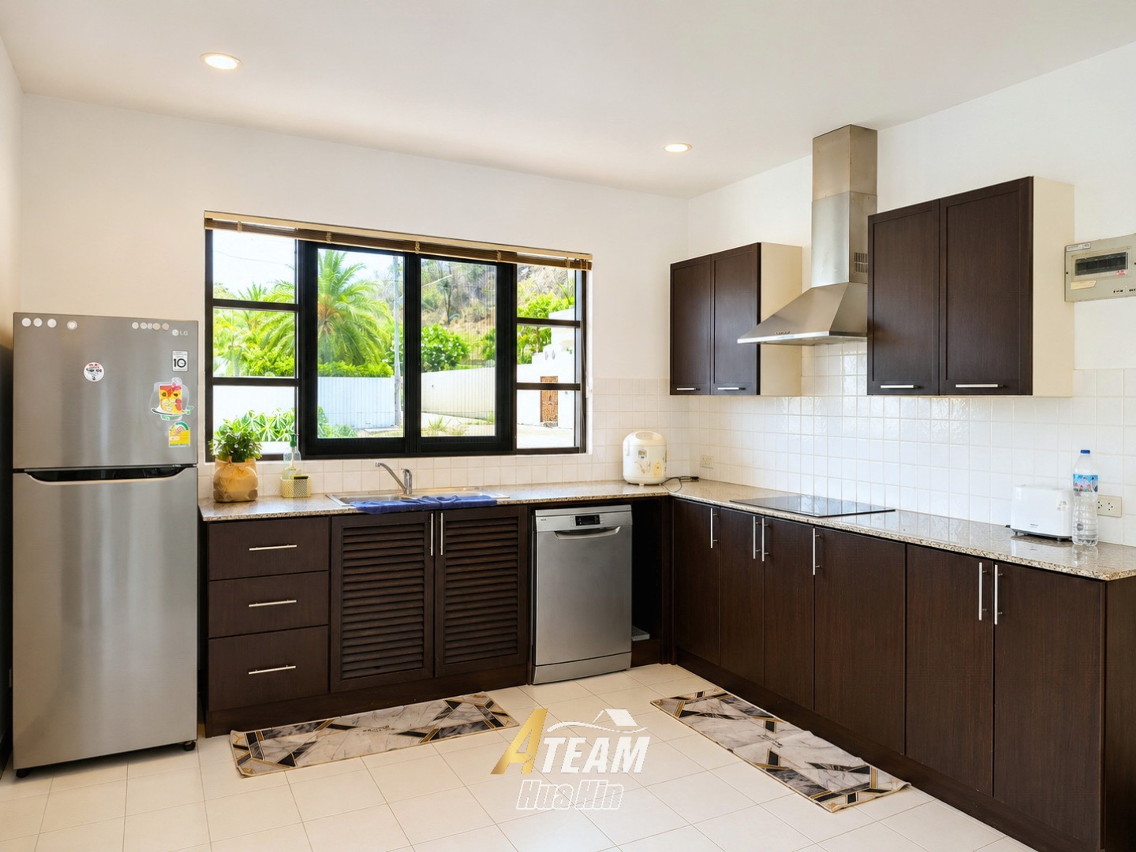 Detached Pool Villa for Sale in Prime Soi 88 Location thumbnail 7