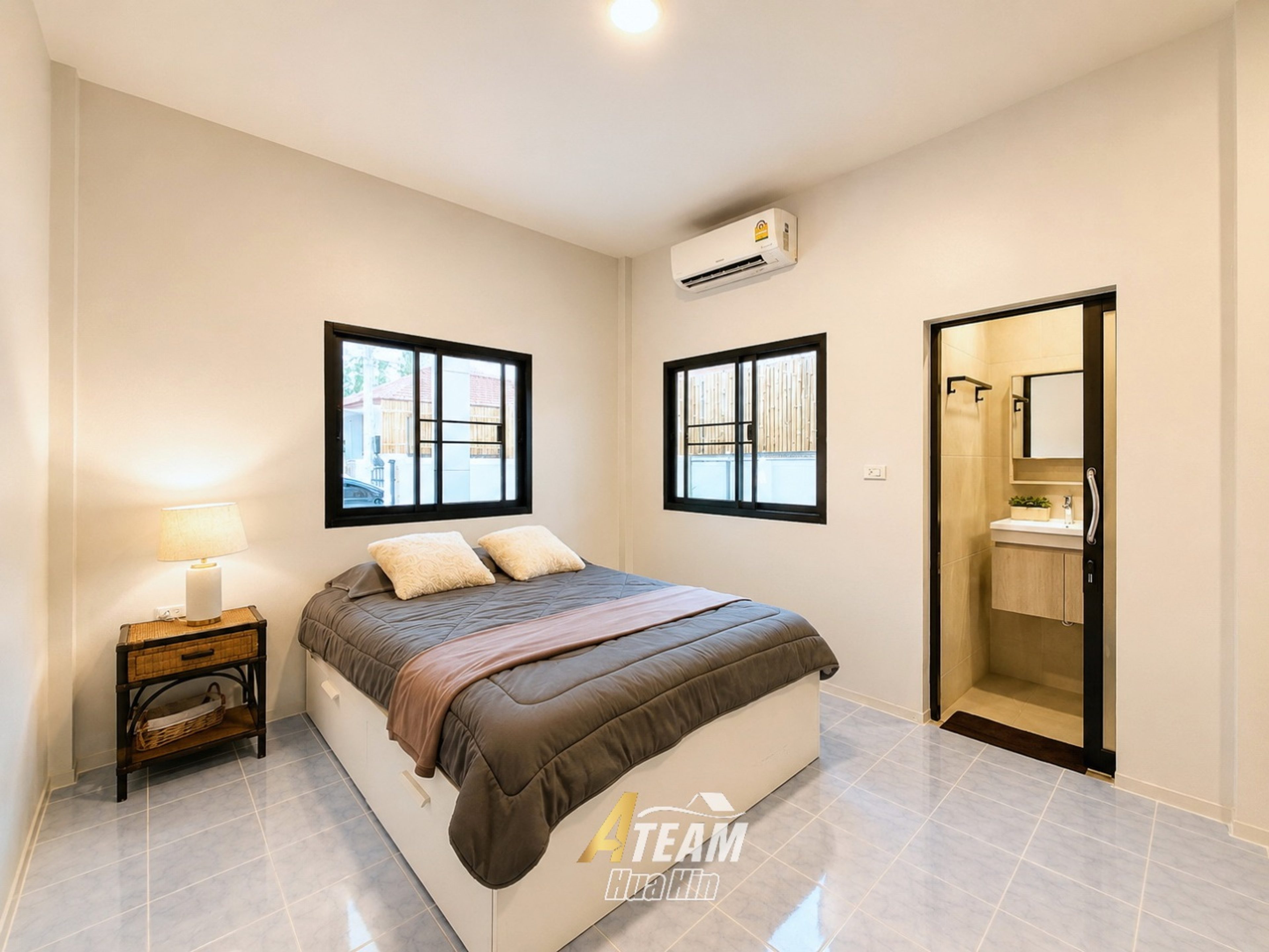 Beautifully Renovated 3-Bedroom Home with Private Plunge Pool thumbnail 17
