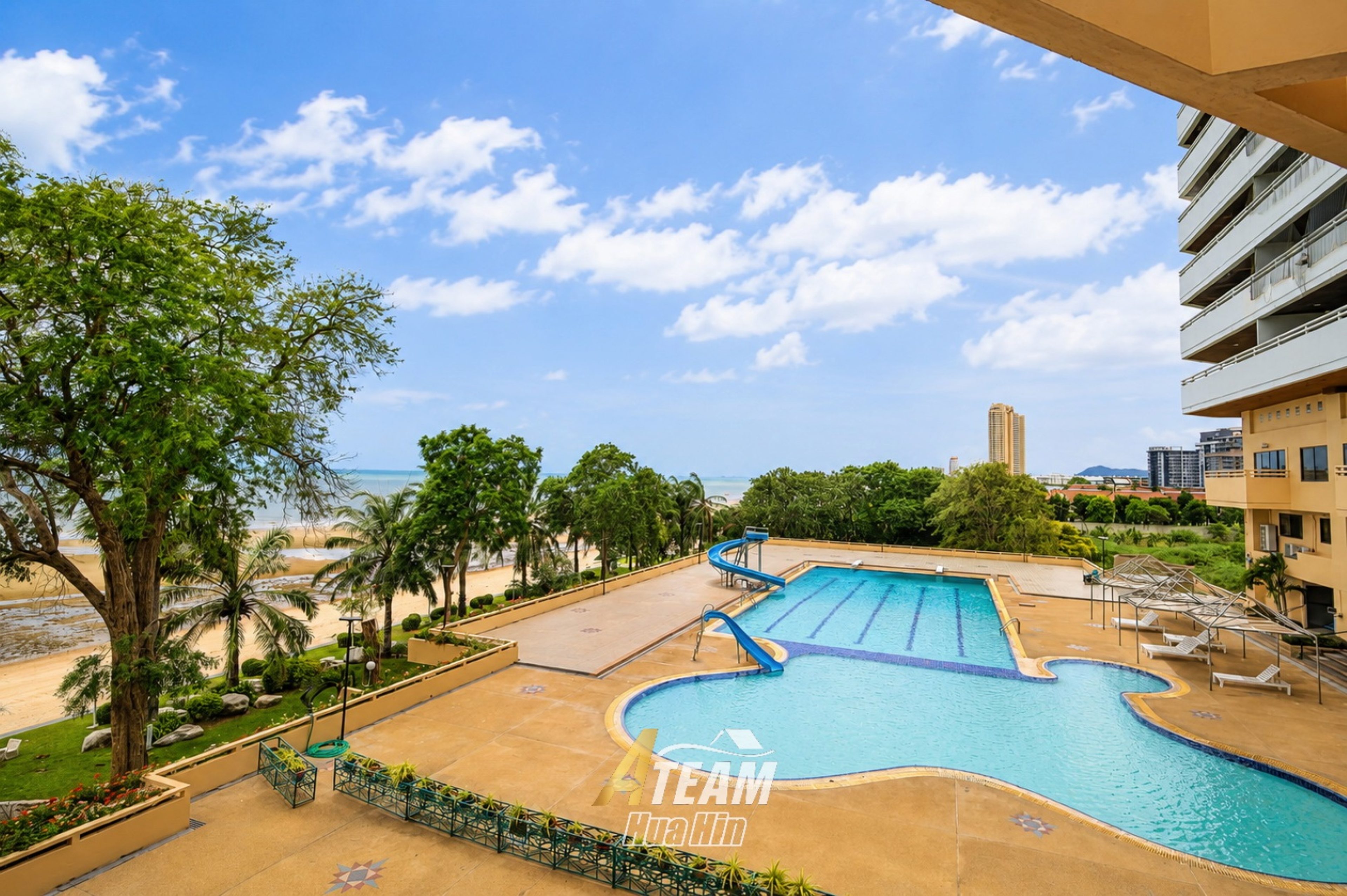 Penthouse 4-Bedroom for Sale at Cha-Am Grand Condotel thumbnail 47
