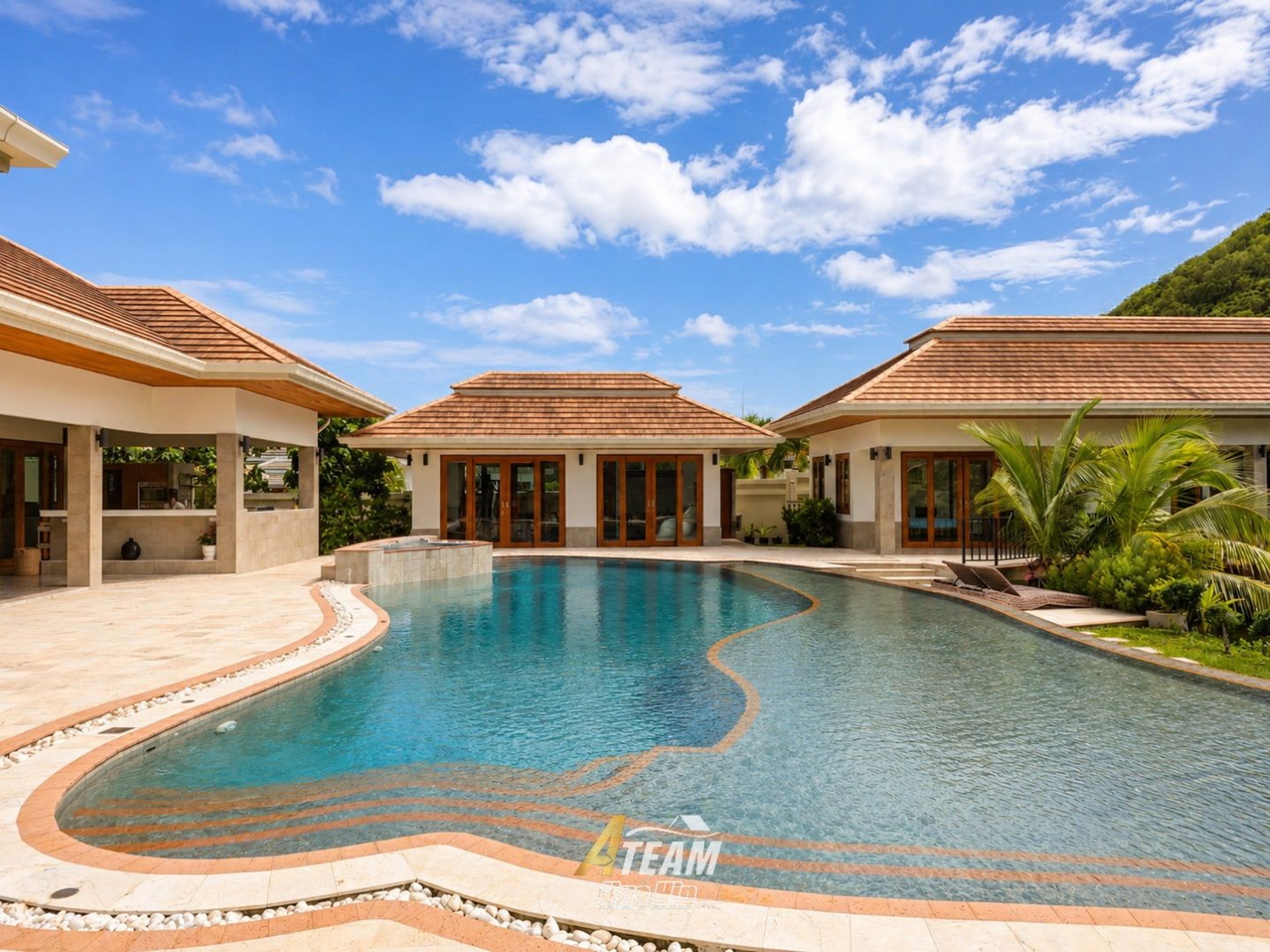 Exceptional 7-Bedroom Pool Villa thumbnail 16