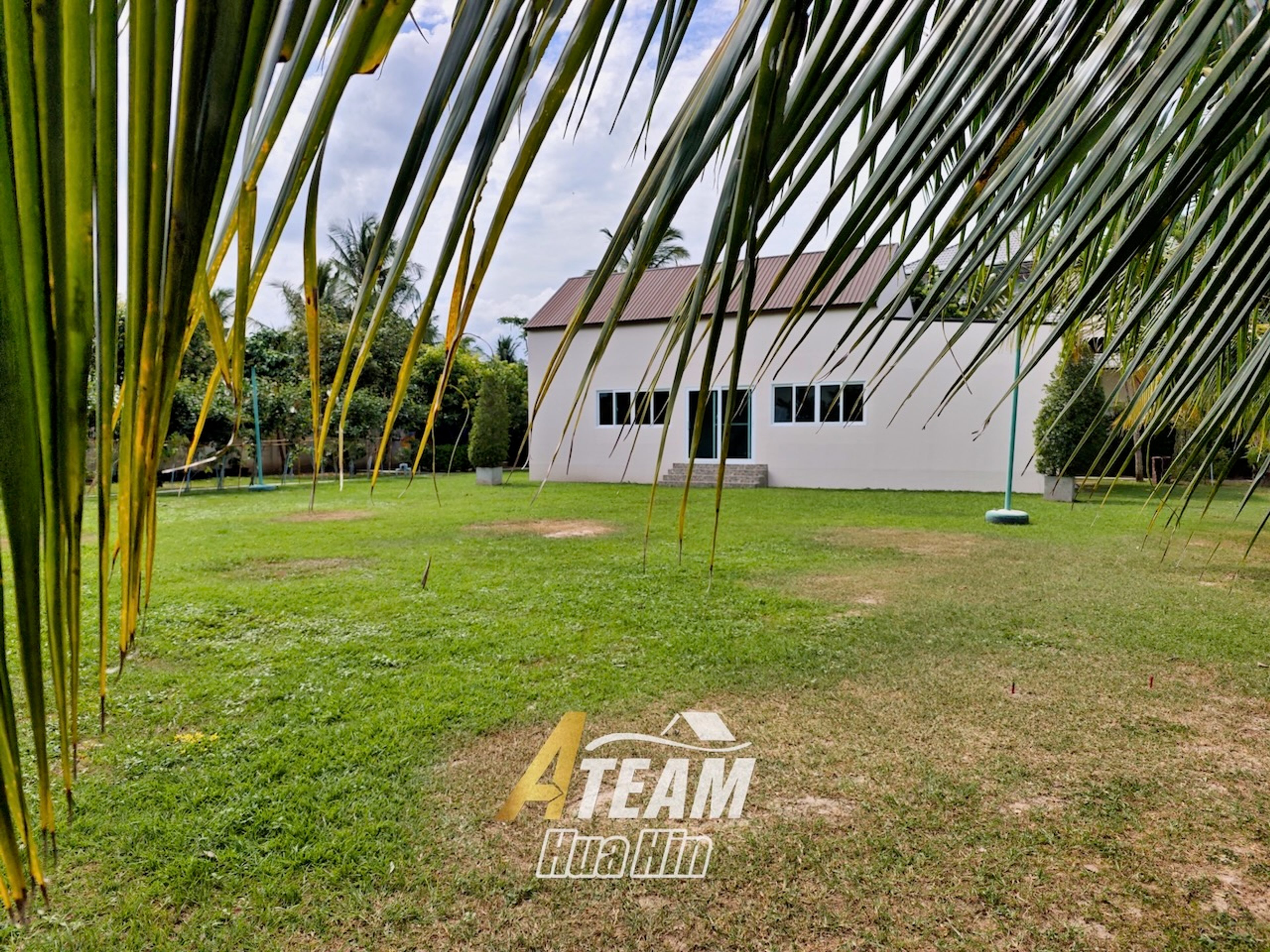 Spacious 1-Rai Estate with Two Houses in Hin Lek Fai thumbnail 38