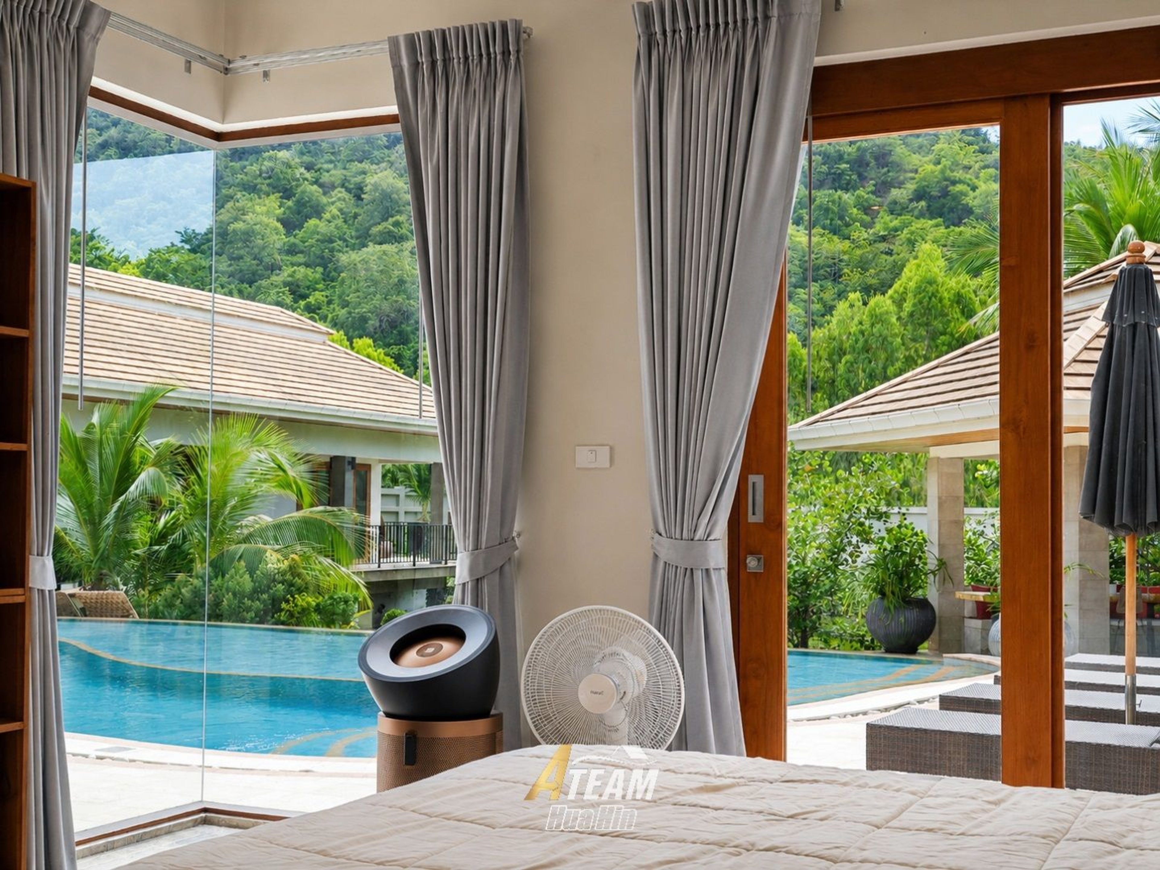 Exceptional 7-Bedroom Pool Villa thumbnail 34