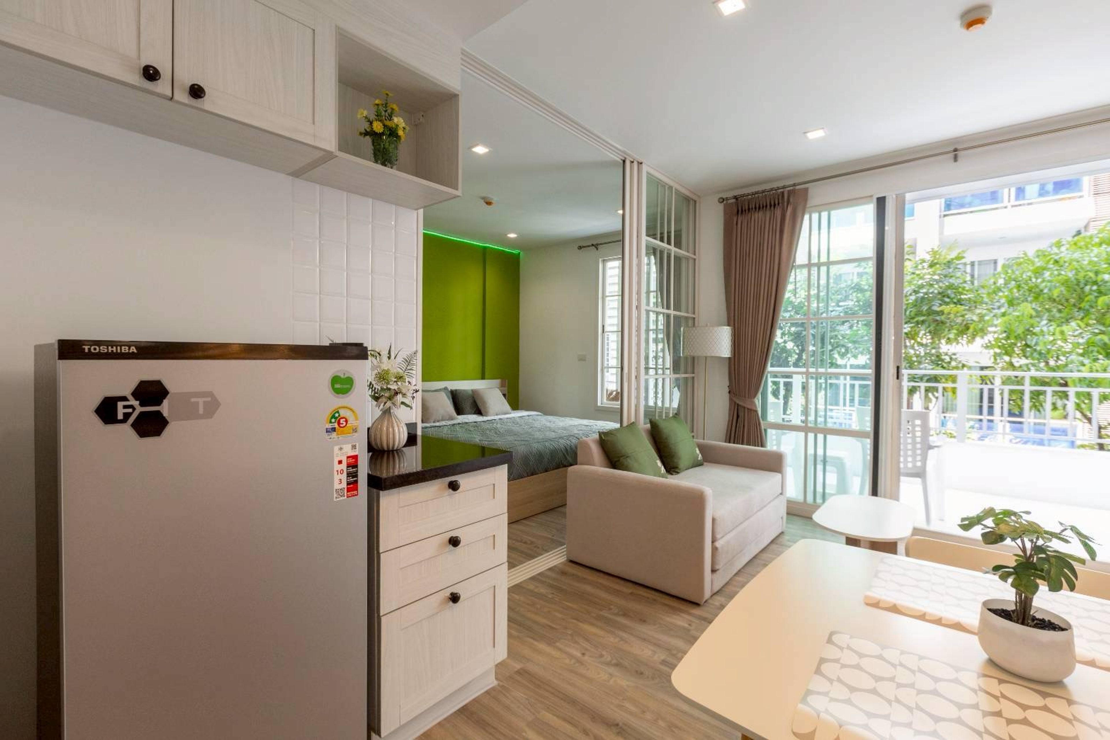 New Renovated 1 Bedroom Condo at Summer Hua Hin  thumbnail 3