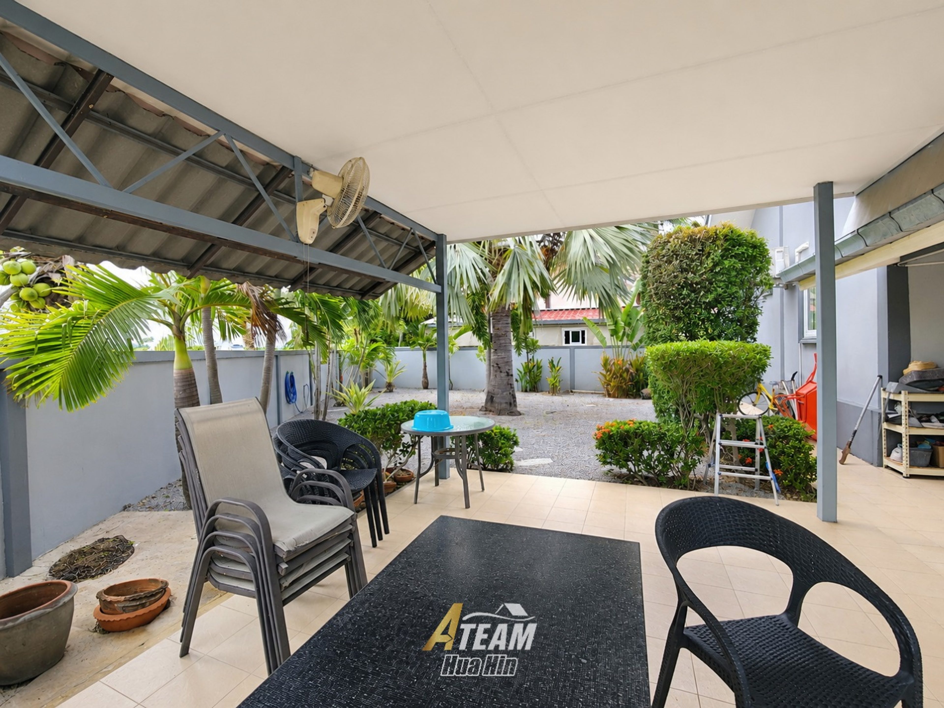 Fully Furnished 3-Bedroom House  thumbnail 4