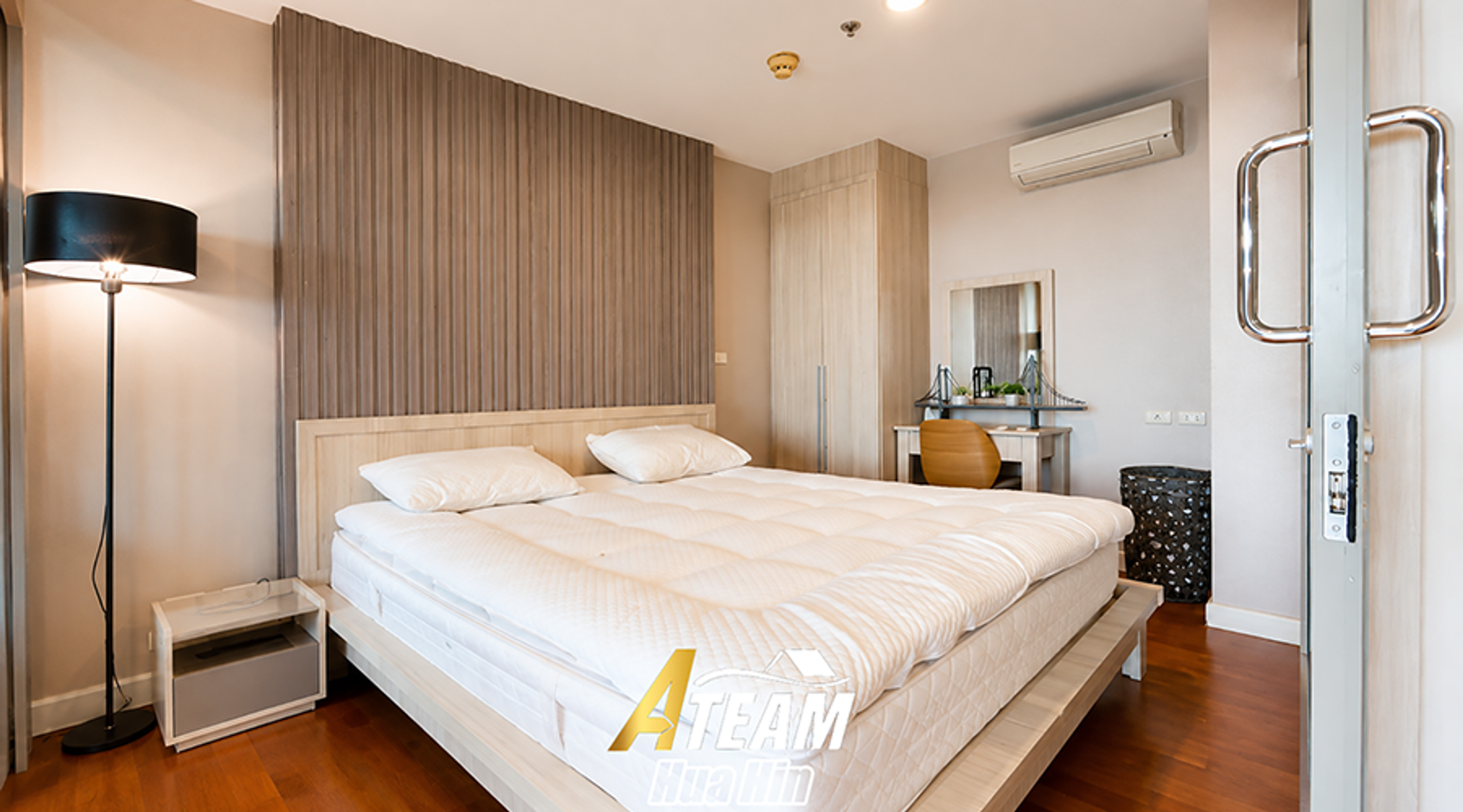 FOR SALE | 1-Bedroom Beachfront Condo at Boat House thumbnail 2