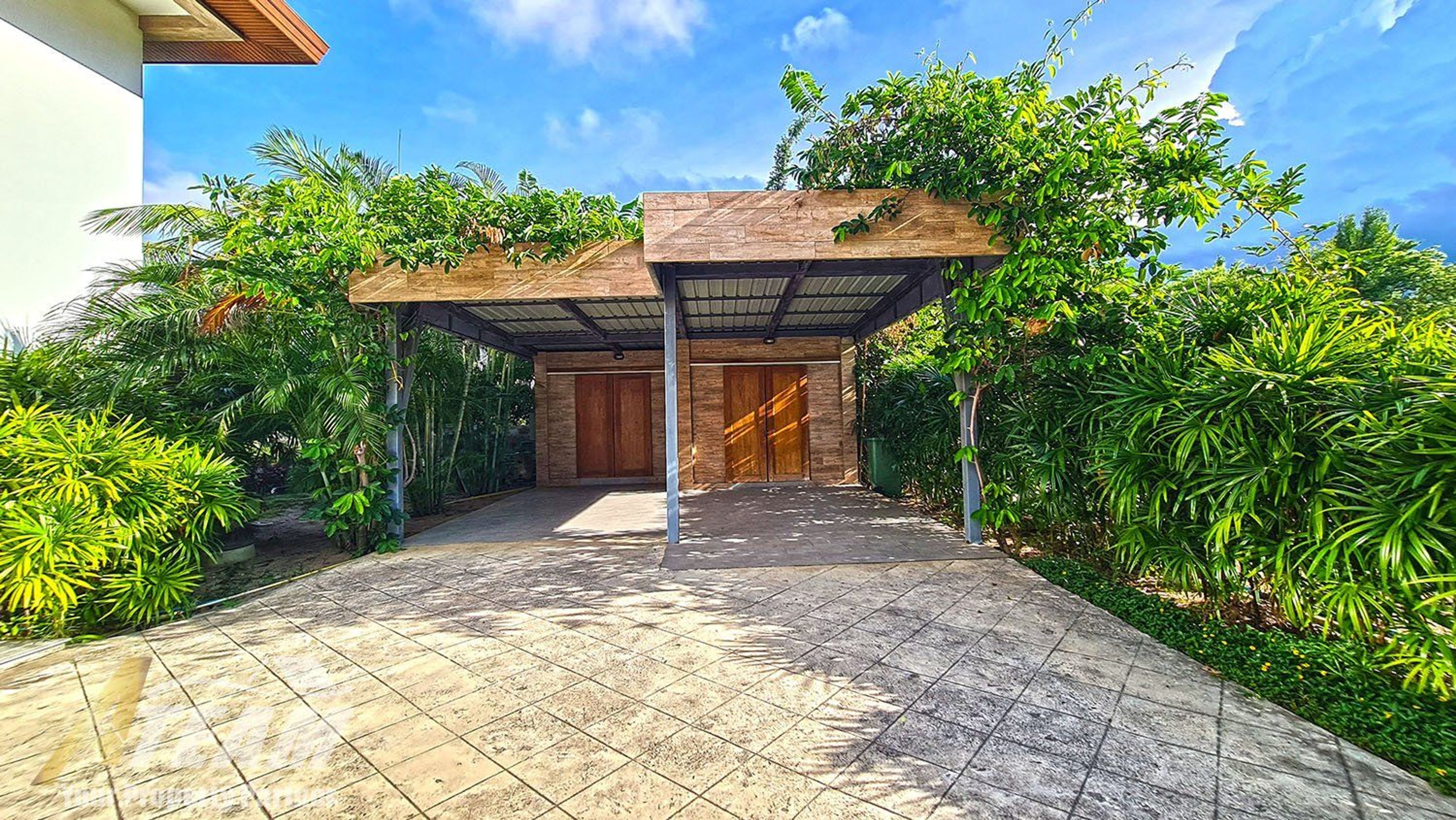 Apartment / Condo For Sale - 0 - 14 Bedrooms - 14 Bathrooms - Price ฿5 thumbnail 3