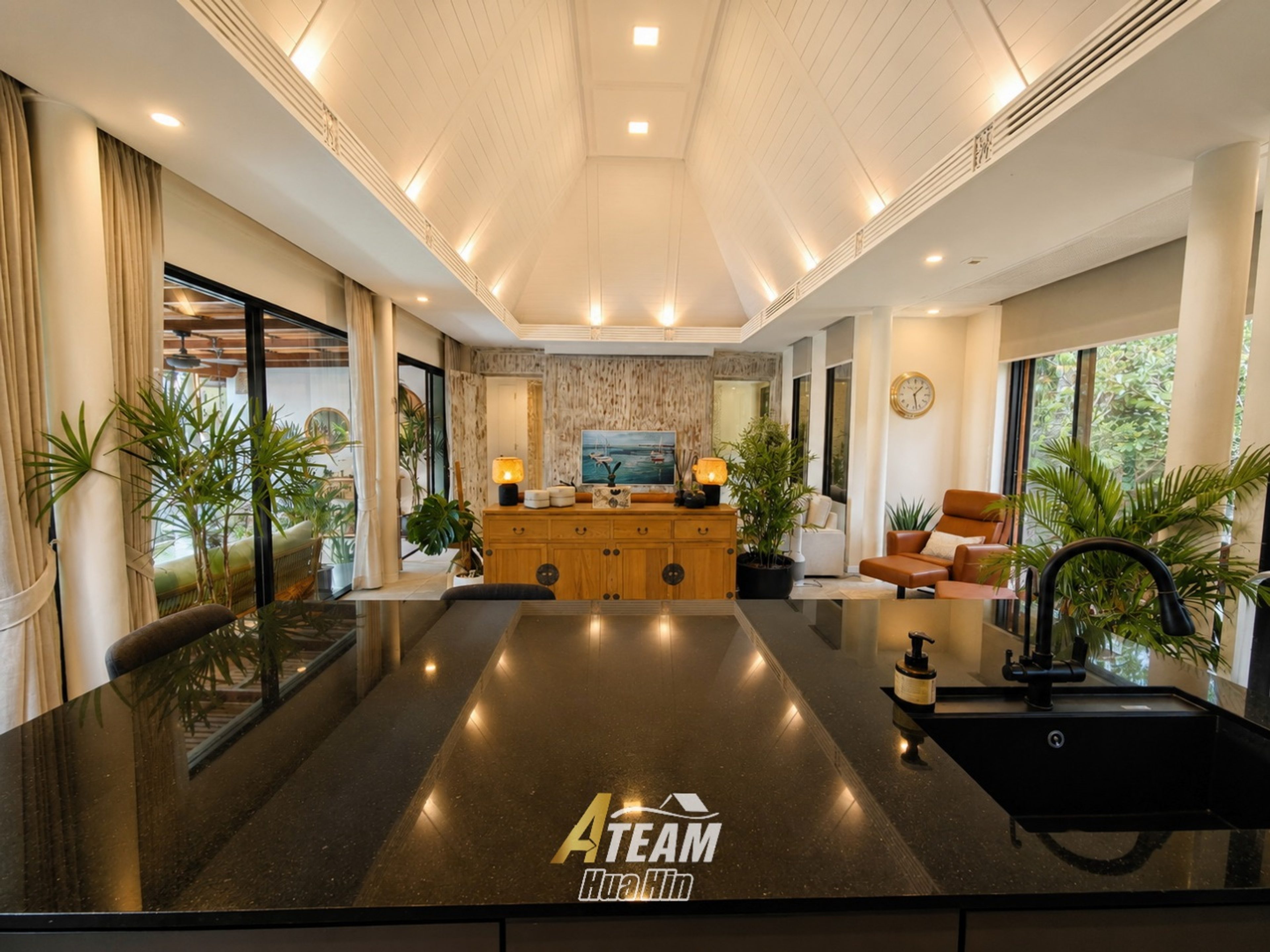 Spacious 3-Bedroom Pool Villa with Mountain Views – Panorama Village, Khao Tao thumbnail 20