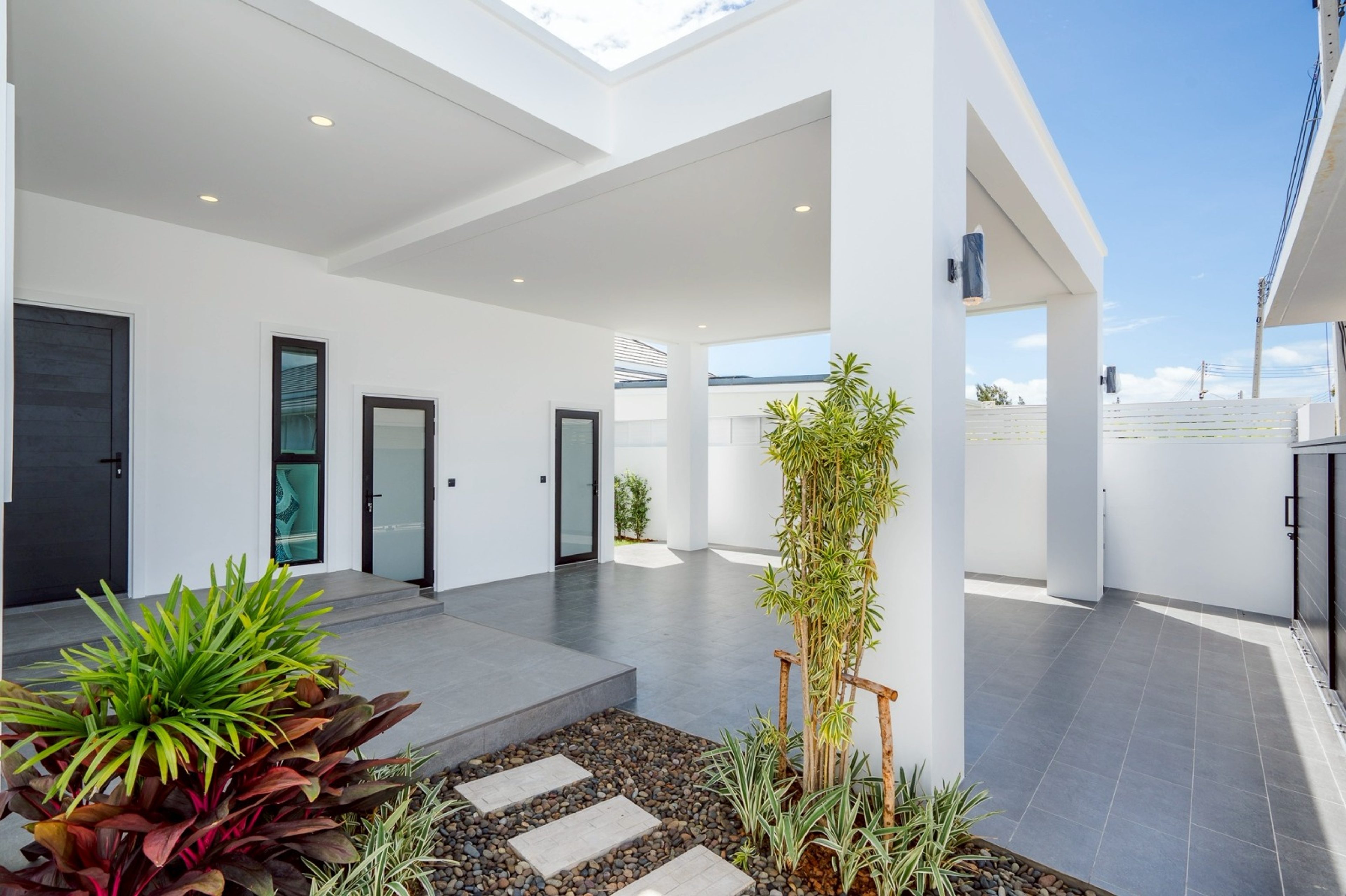 Luxury 3 Bed 3 Bath Pool Villa for Sale in Hua Hin Soi 112 thumbnail 13