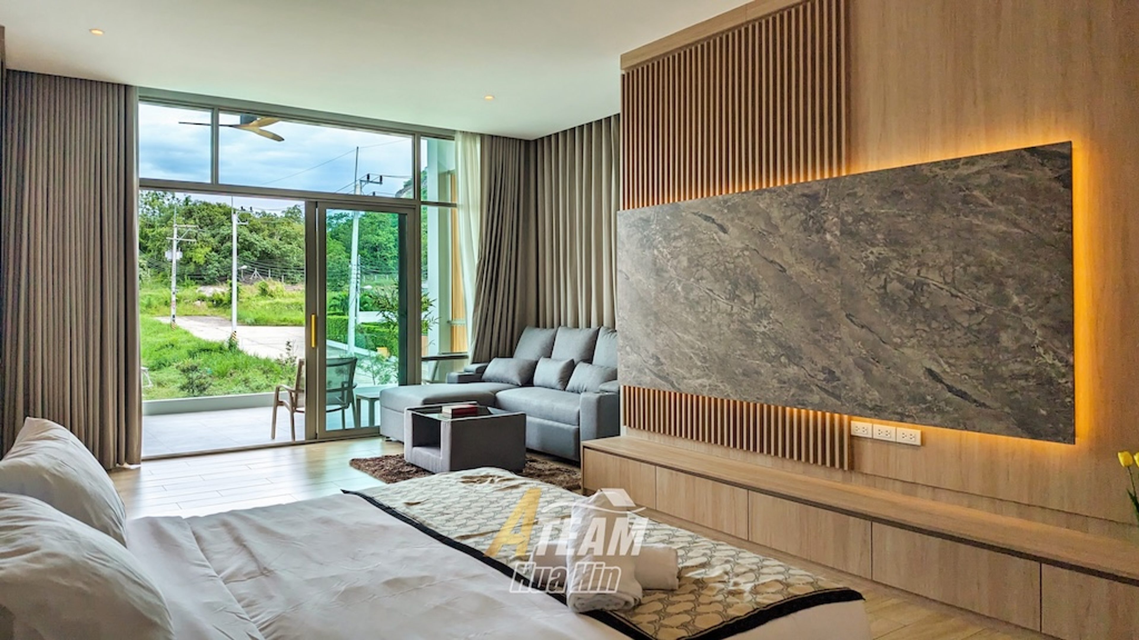 Luxury 4-Bedroom Pool Villa Surrounded by Mountains thumbnail 38