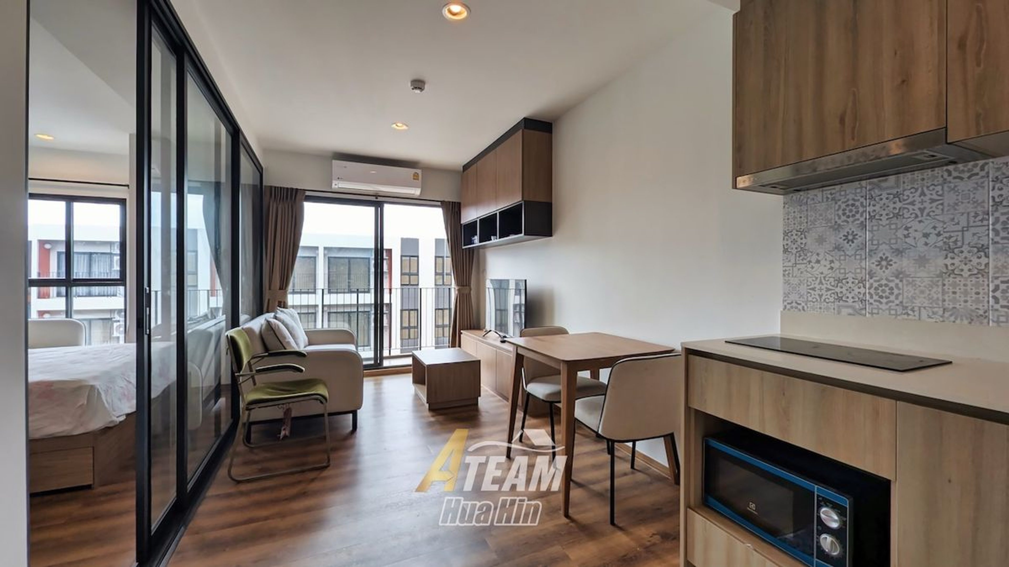 La Habana – Top Floor seaview 1 Bed for rent thumbnail 2