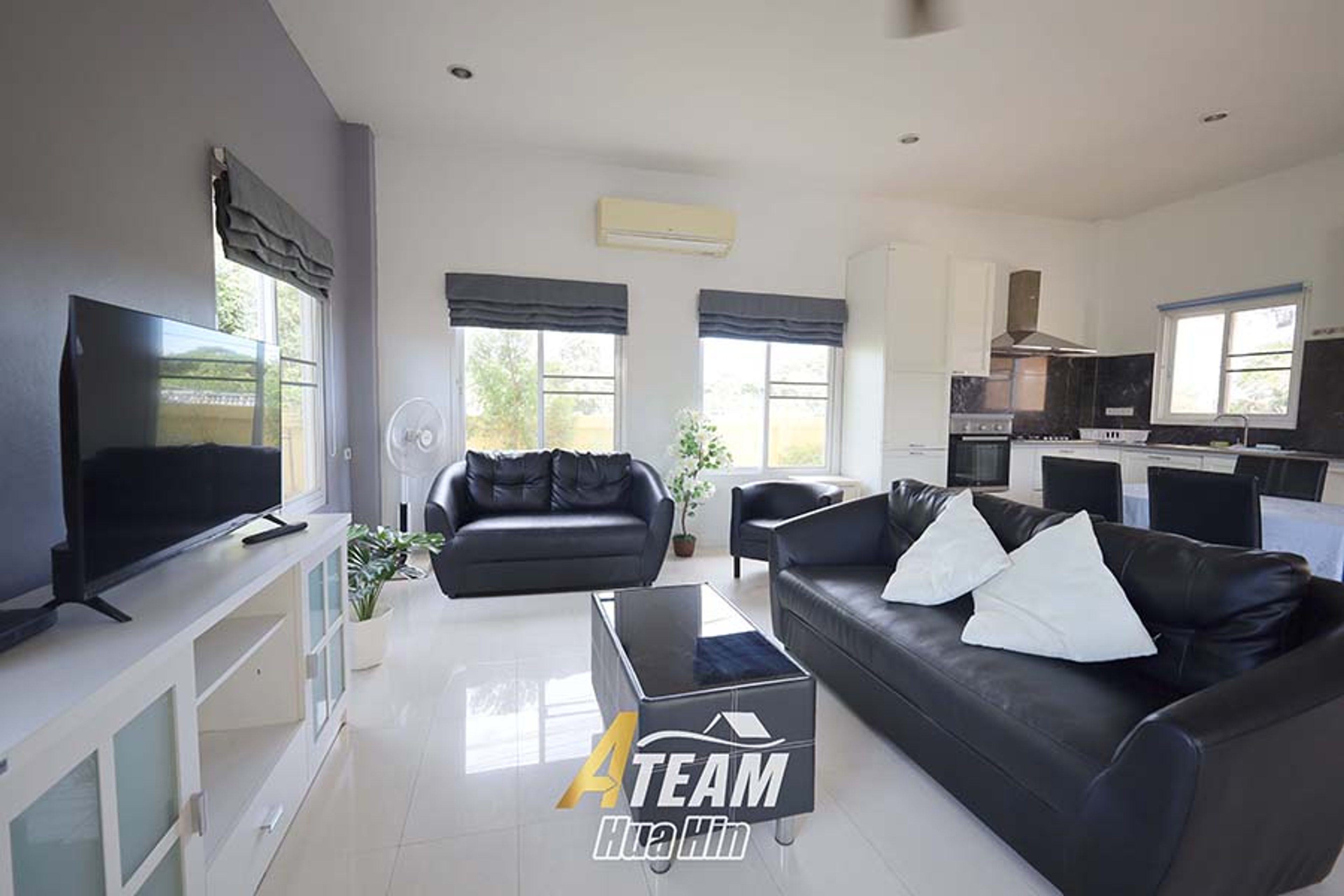 2-Bedroom Pool Villa by the Lake for sale thumbnail 7