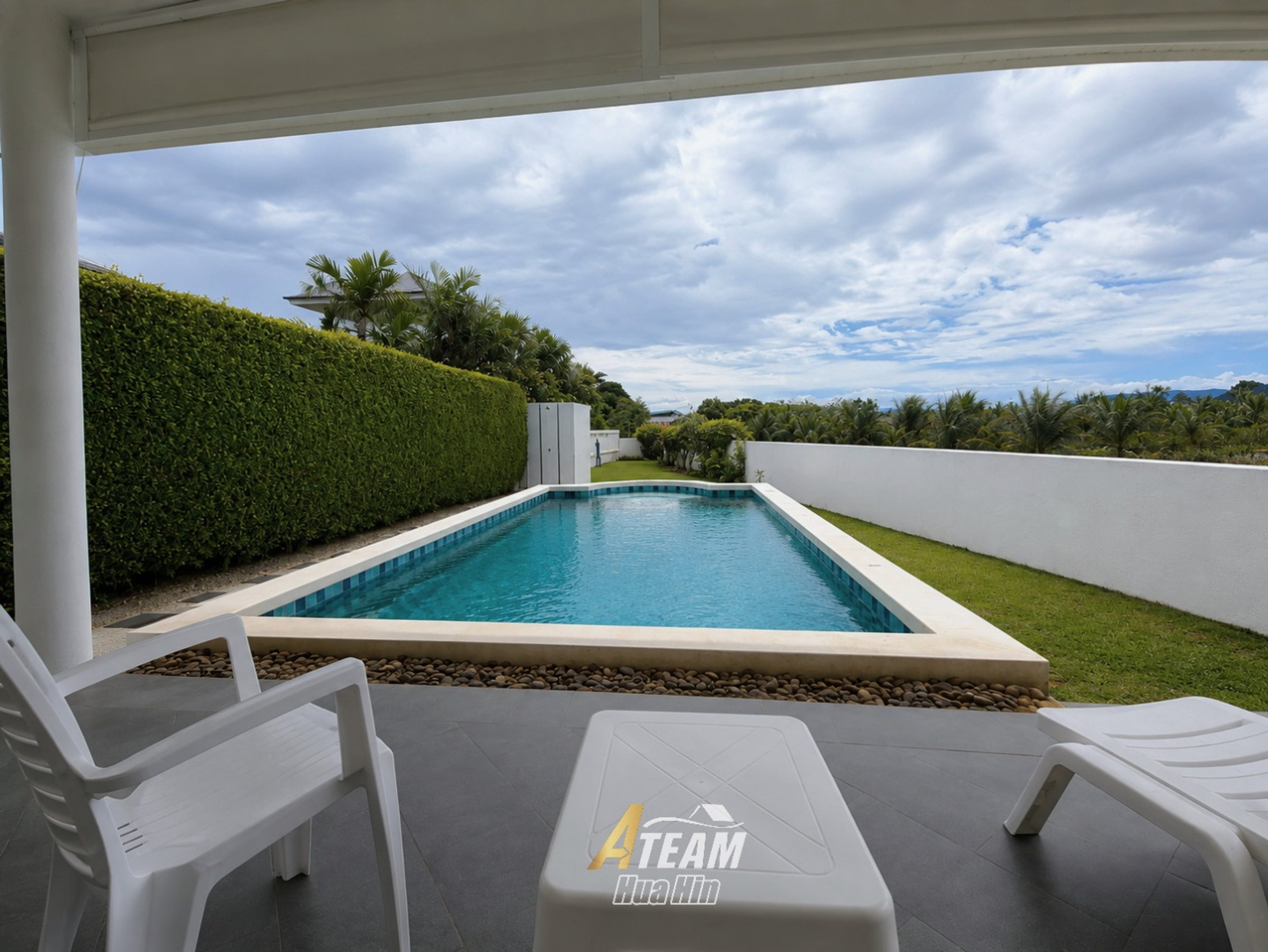 Stylish 2-Bedroom Pool Villa with Pineapple Field Views – Wang Pong, Pranburi thumbnail 12