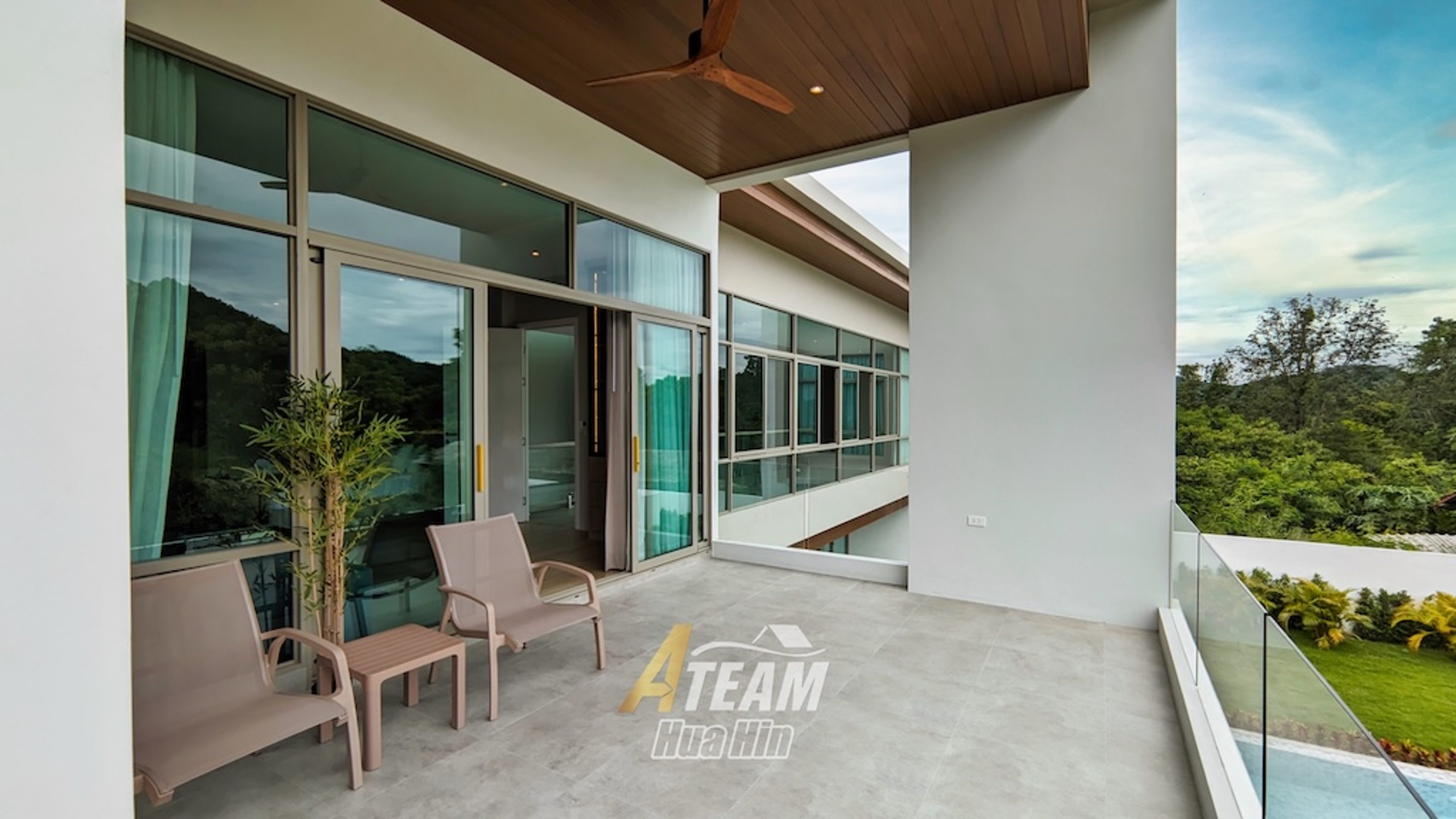 Luxury 4-Bedroom Pool Villa Surrounded by Mountains thumbnail 40