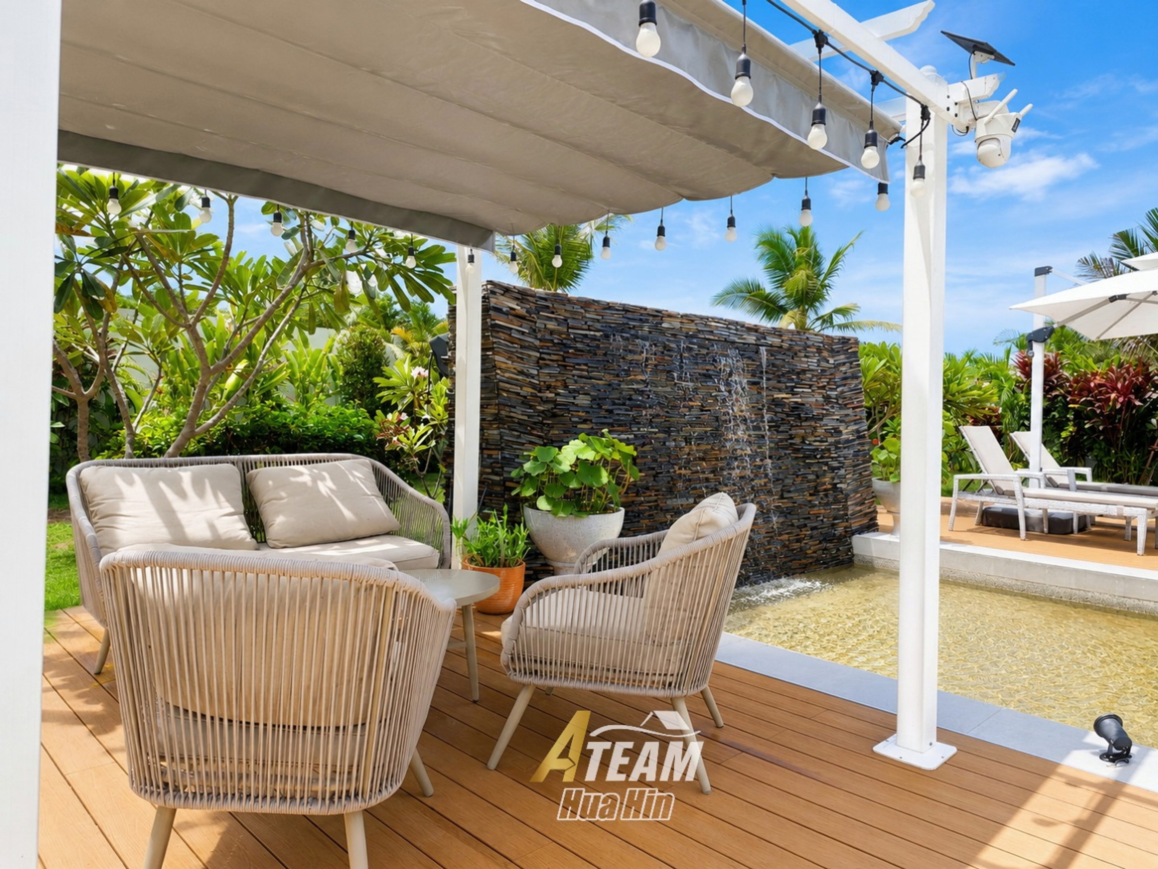 Luxury Villa with Huge Plot and Mountain View thumbnail 14