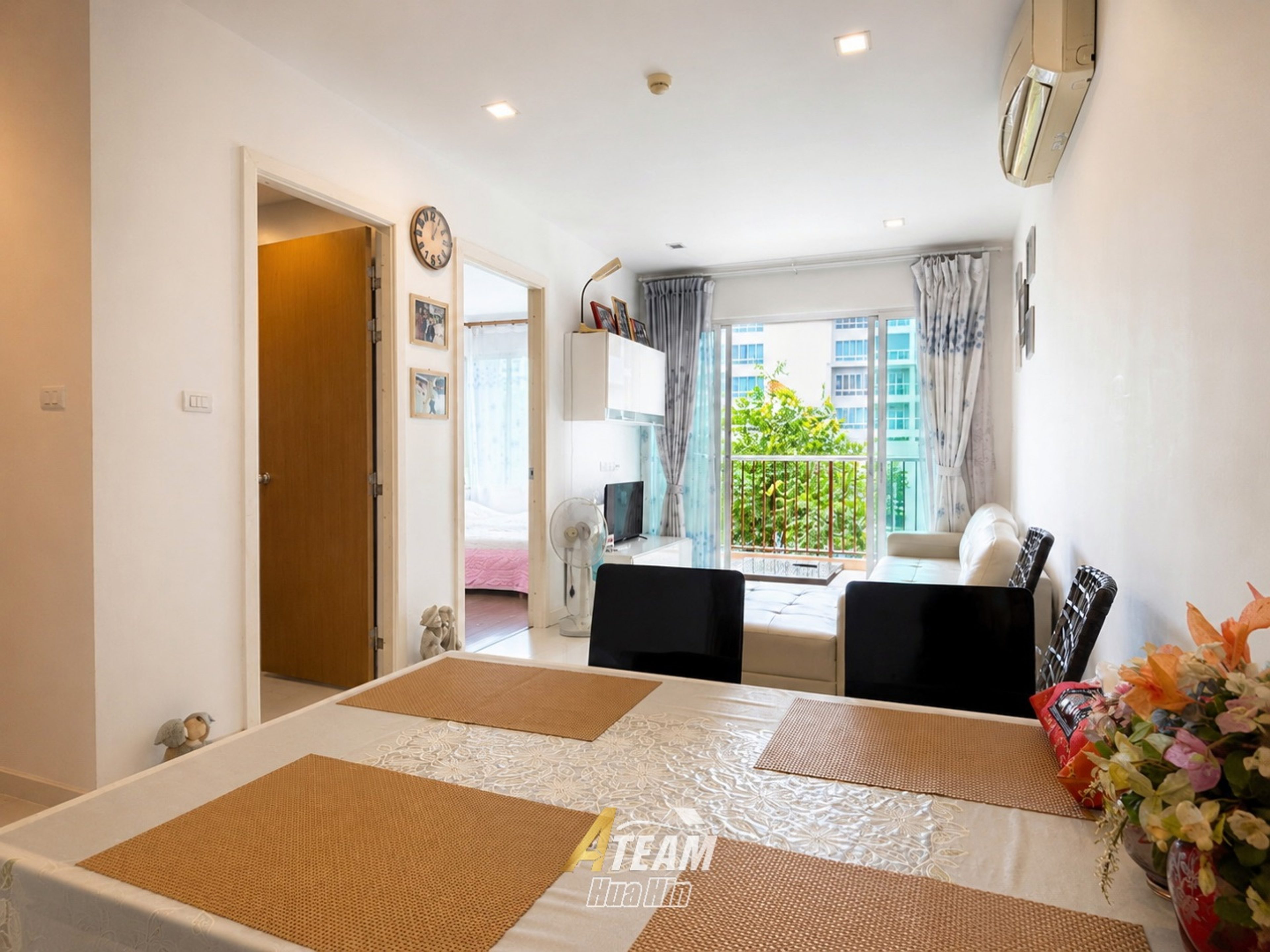 Beautiful swimming pool view condo for Sale - Seacraze Huahin thumbnail 5