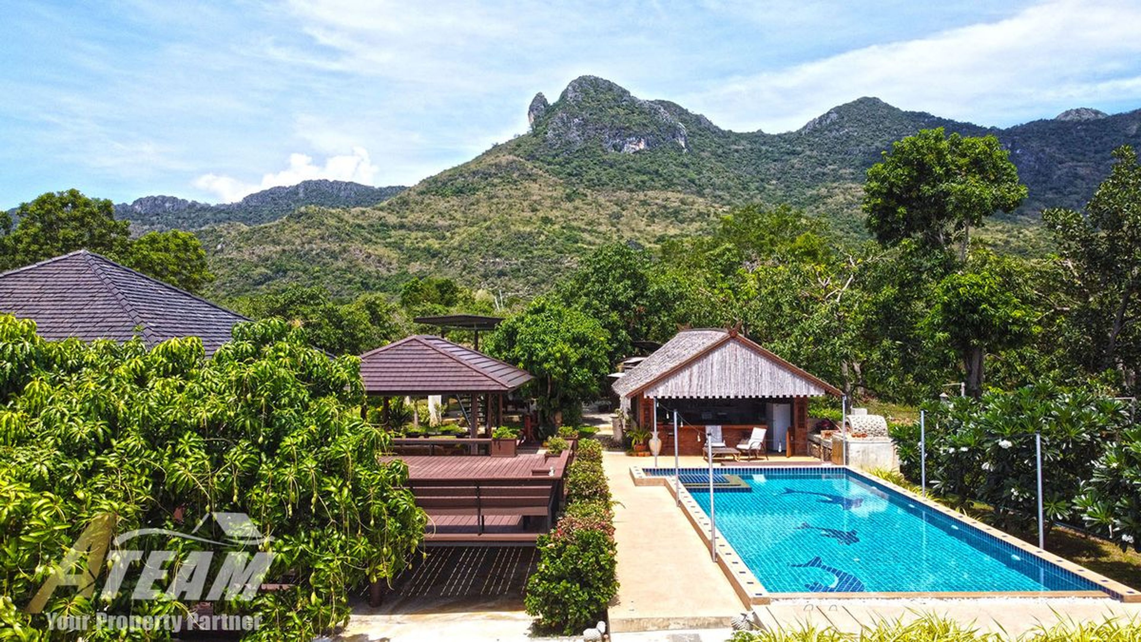 Price drop on this dream property with incredible mountain settings no thumbnail 2