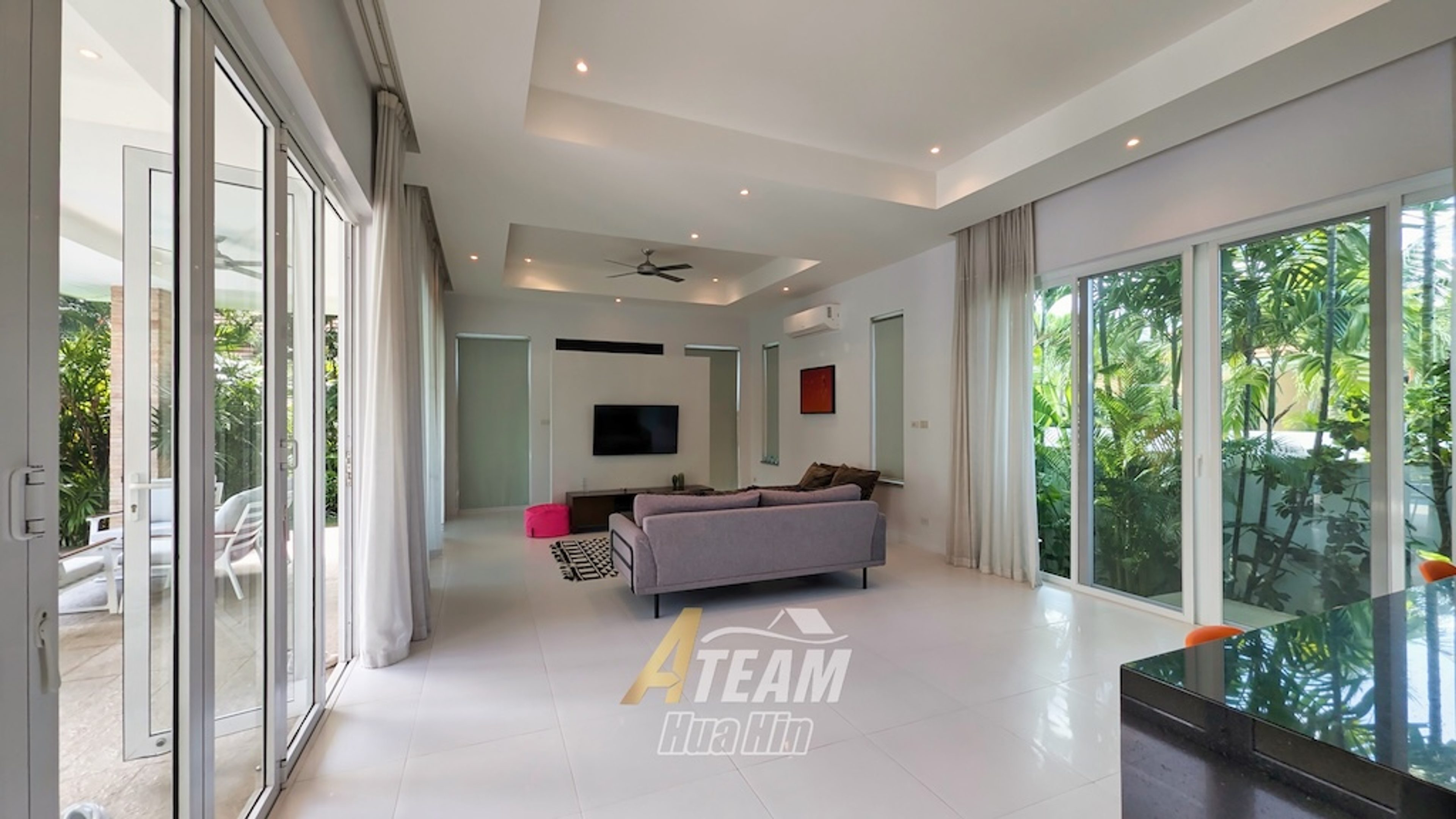 Luxury Pool Villa for rent in Woodland,  Thap Tai  thumbnail 16