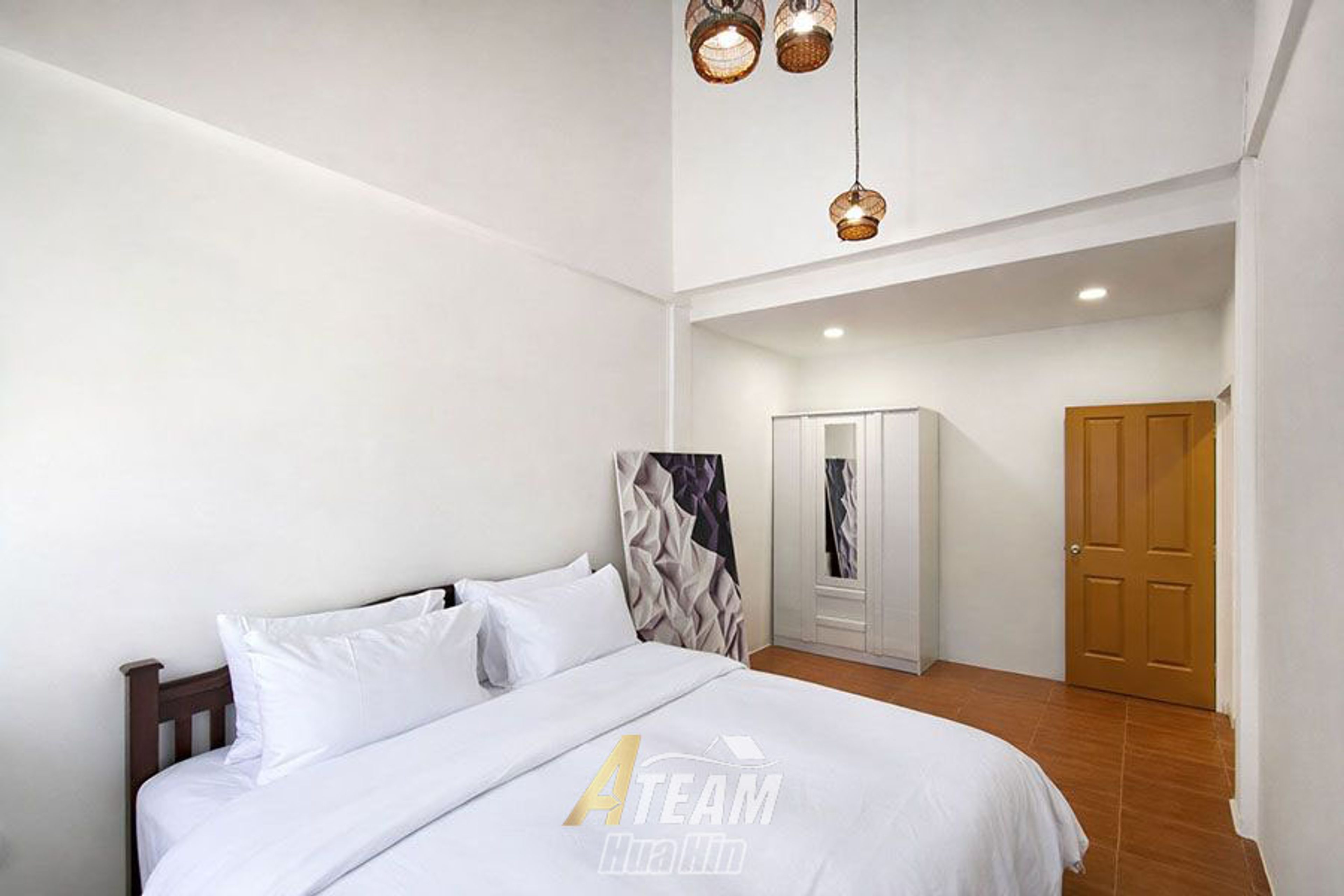 rare: 120sqm next to market village thumbnail 8