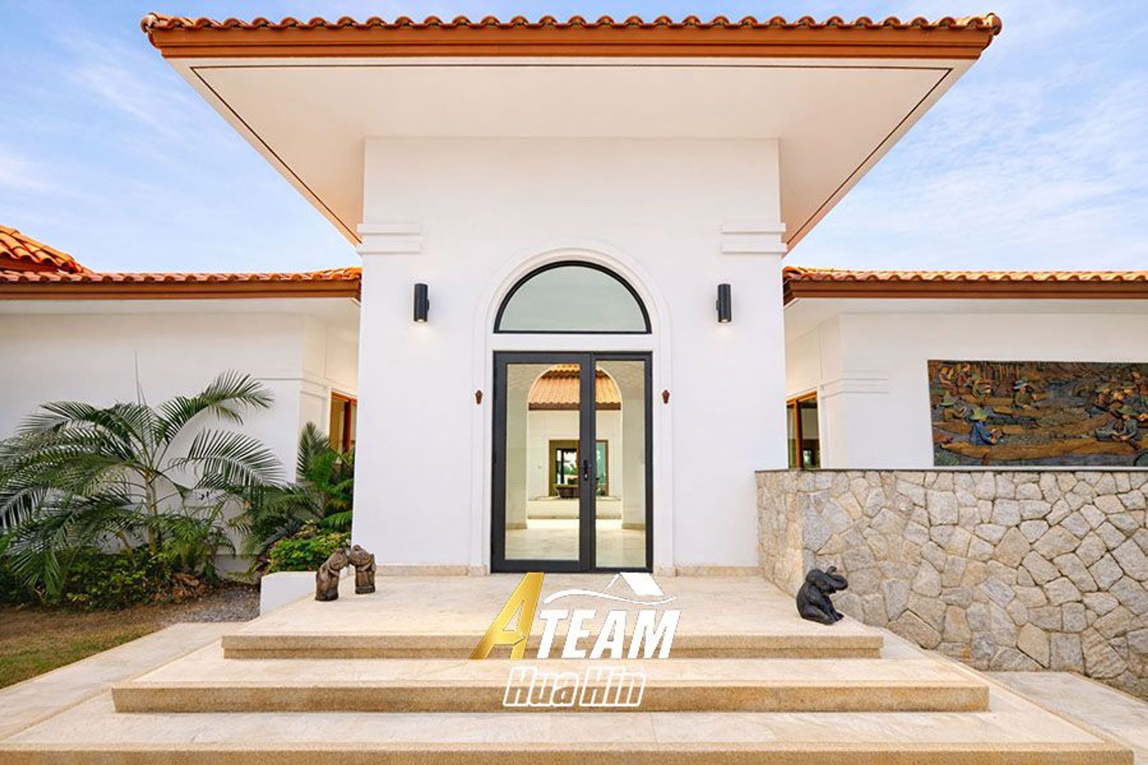 Spacious Living in a Premium Hillside Community thumbnail 2