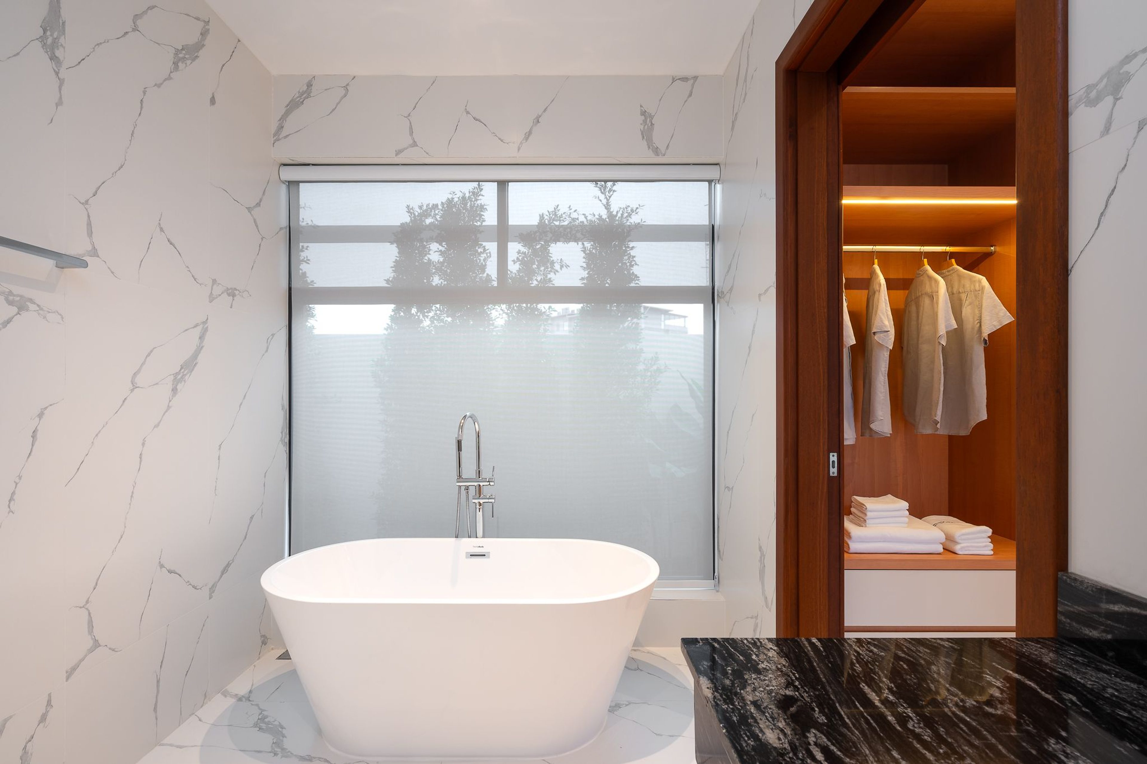Luxury Balinese Pool Villa with Mountain Views thumbnail 16