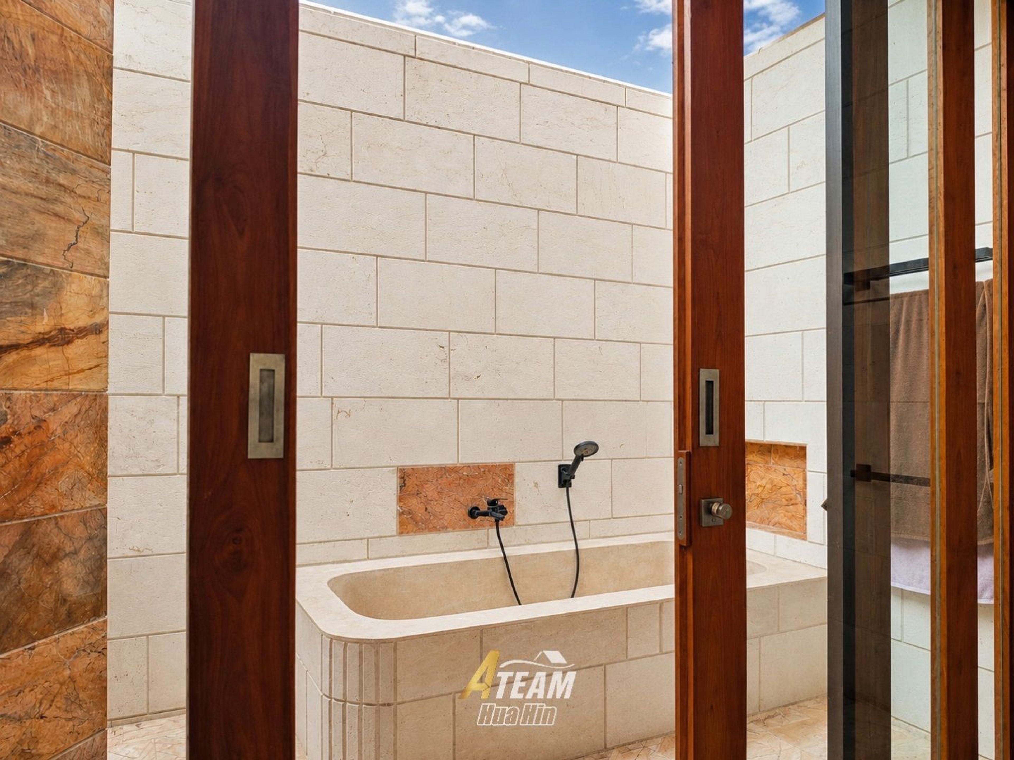 Exceptional 7-Bedroom Pool Villa thumbnail 39