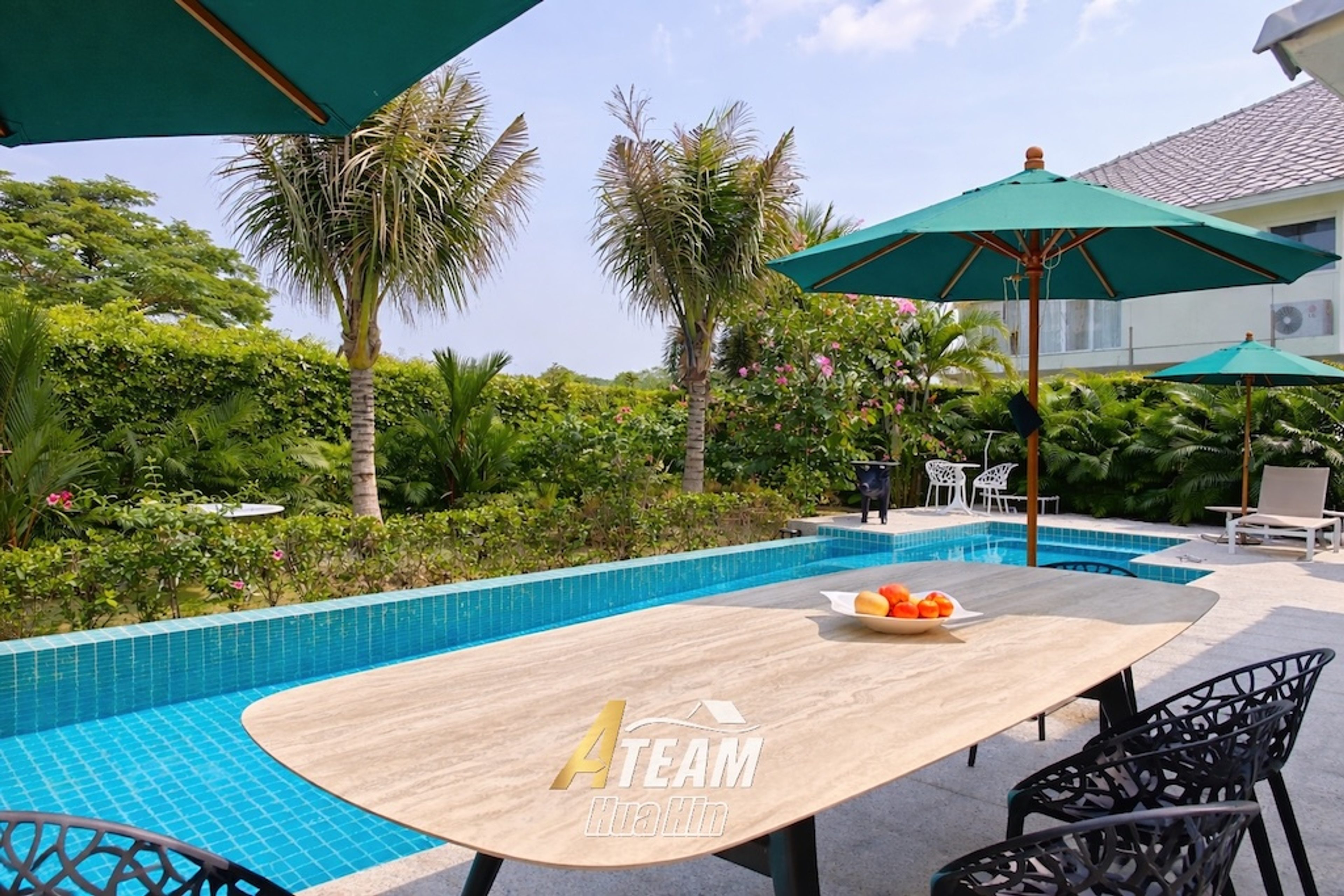 Modern 3 Bed 3 Bath Pool Villa at Black Mountain Golf Club thumbnail 21