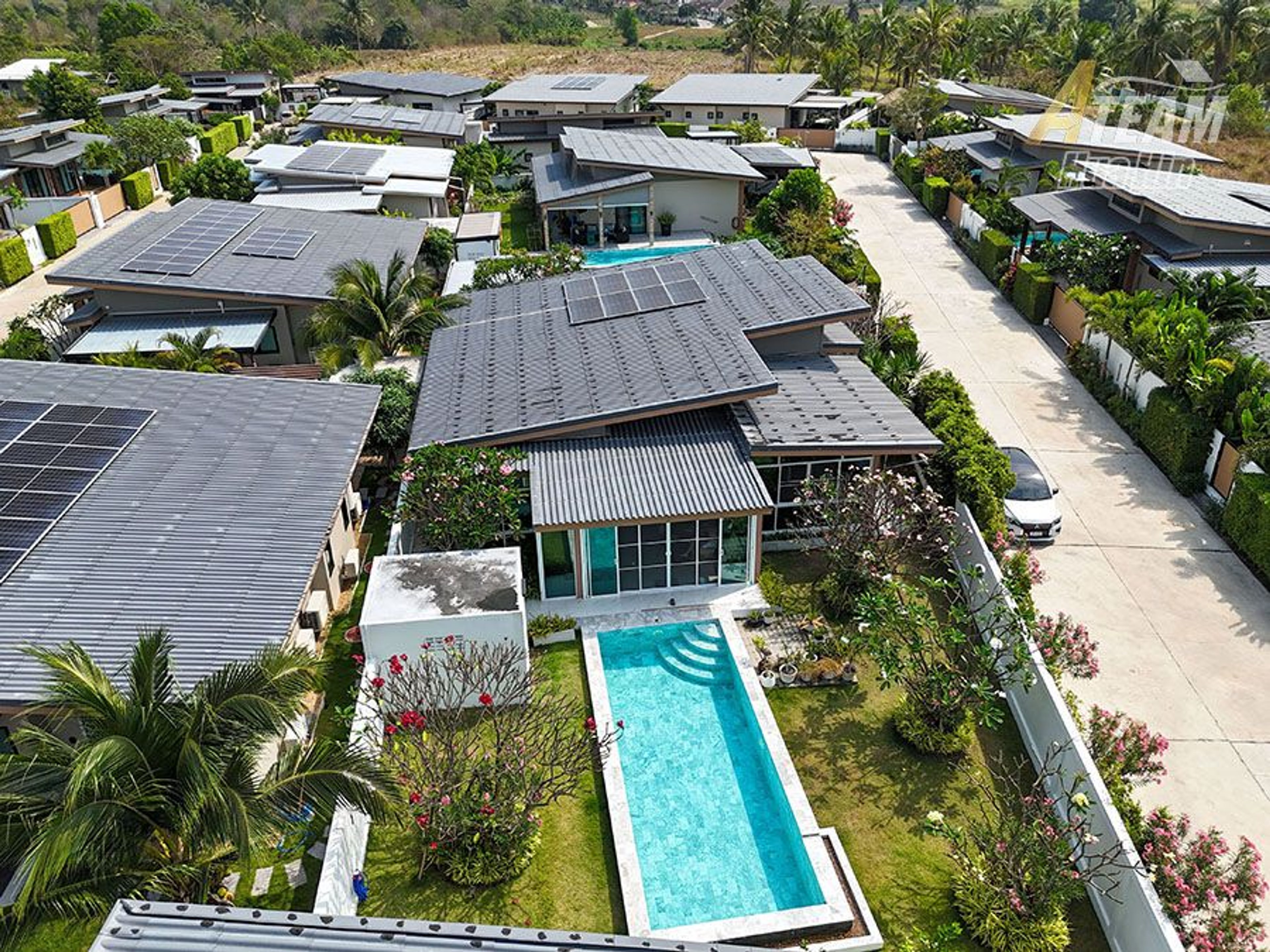 Modern 3-Bedroom Pool Villa in Hin Lek Fai thumbnail 23