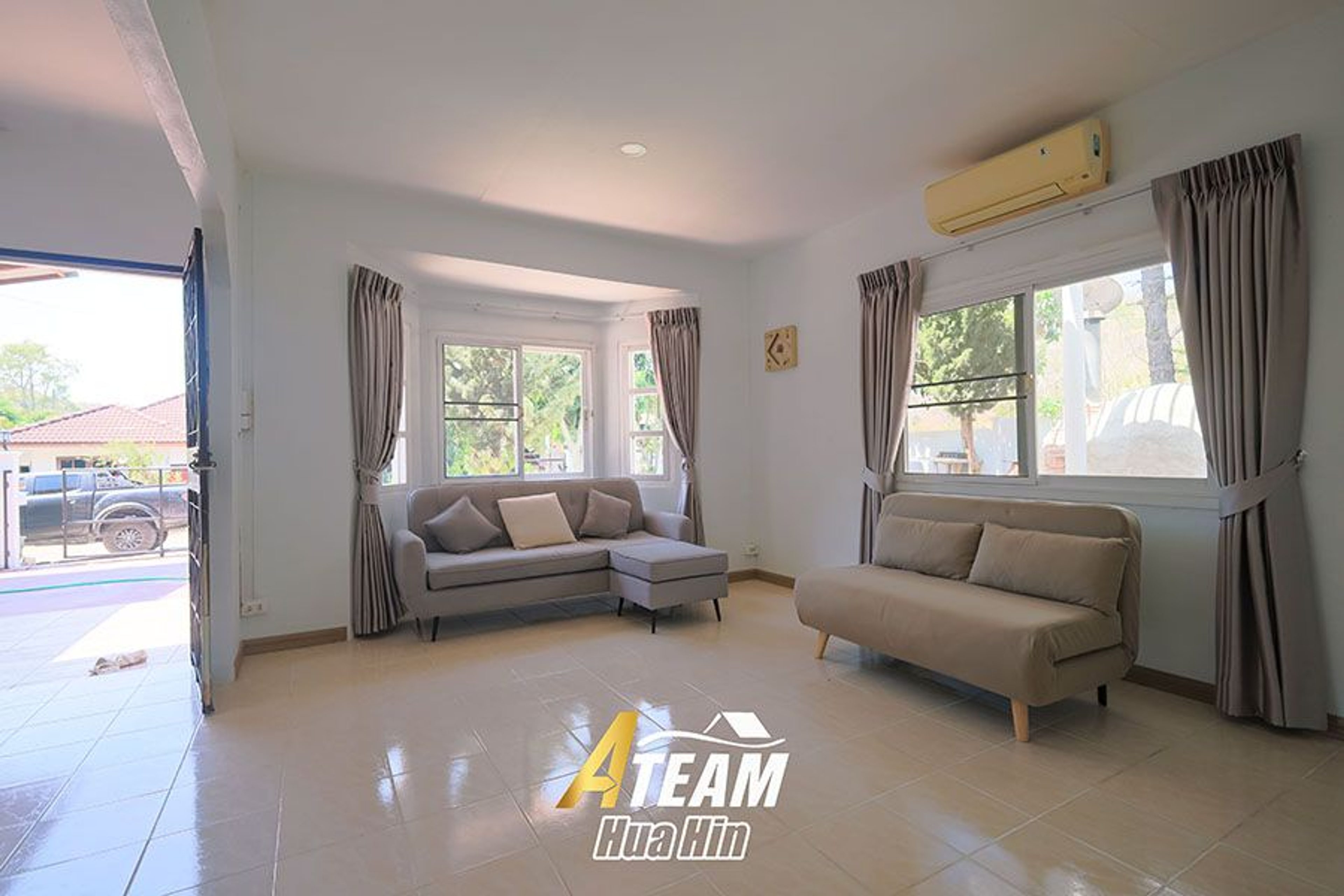Thai-Style 3-Bedroom House in Peaceful Wang Pong thumbnail 4