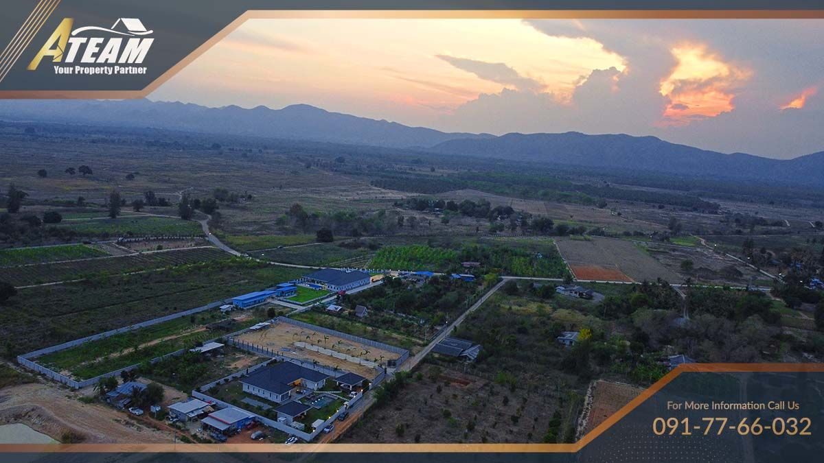 Luxury 5 bedrooms pool villa on 2 rais surrounded by mountains
