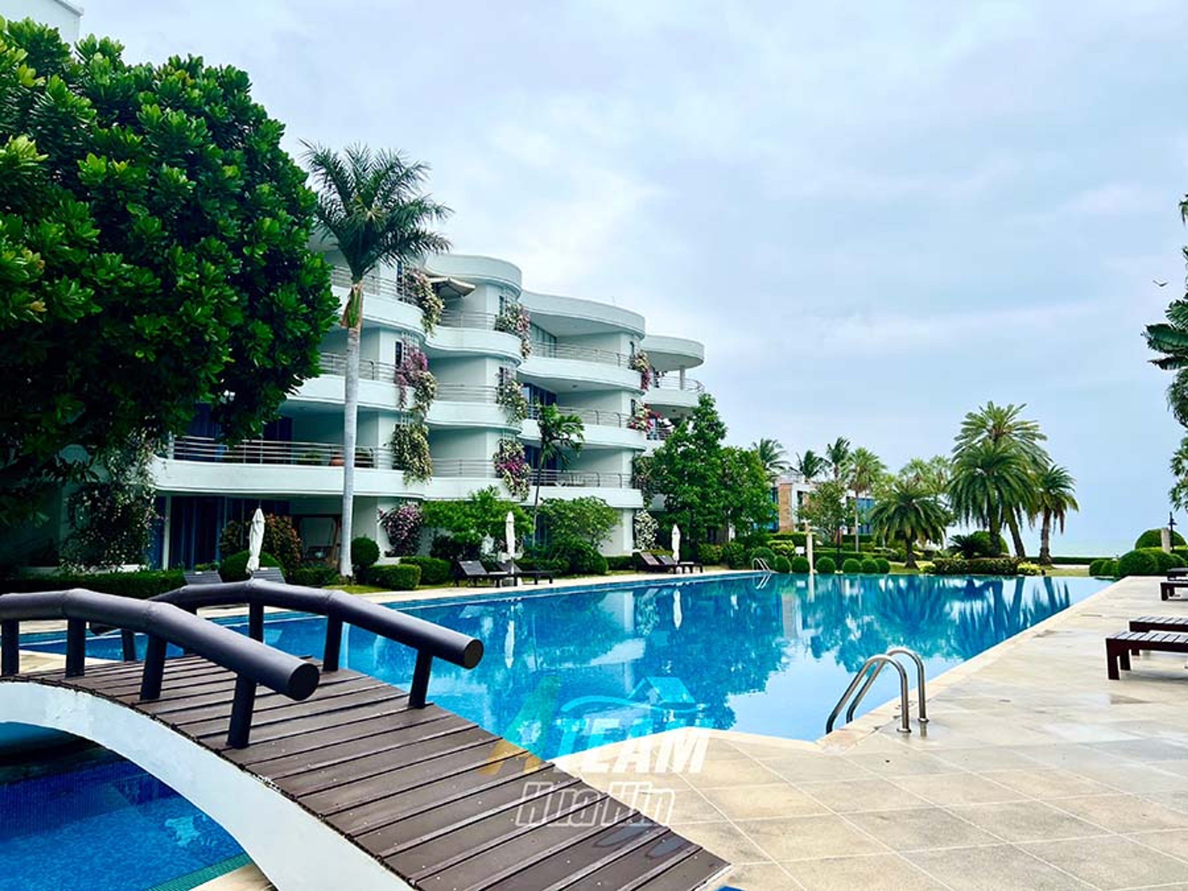 2 Bedroom Beachfront Condo for rent at Baan Chai Talay  thumbnail 8